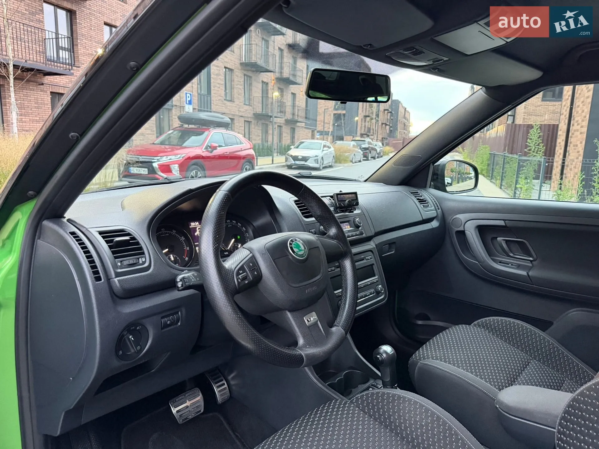 2010 Skoda Fabia - мініатюра 26