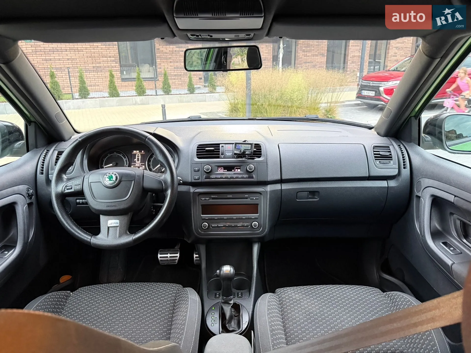 2010 Skoda Fabia - мініатюра 30