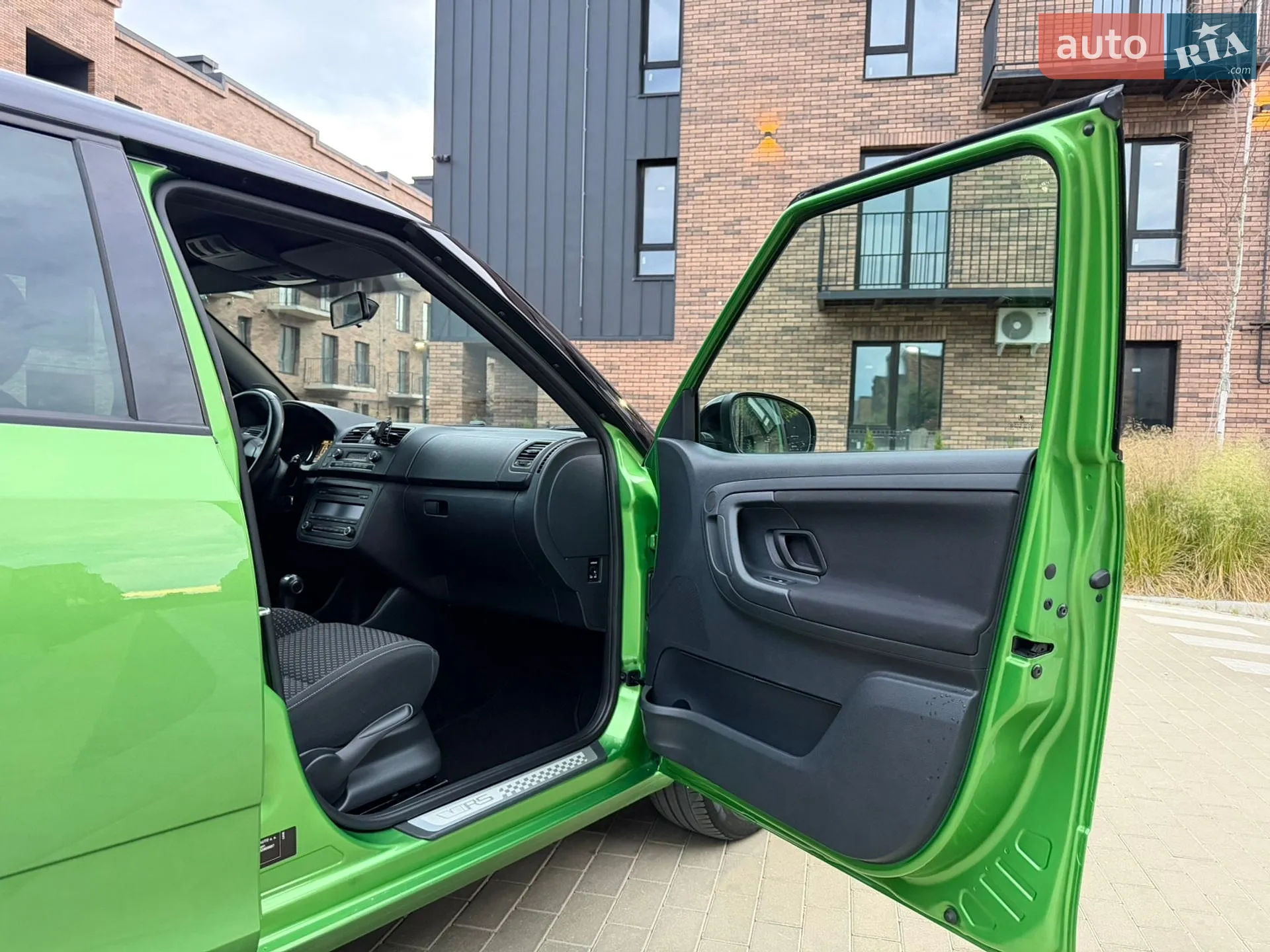 2010 Skoda Fabia - мініатюра 34
