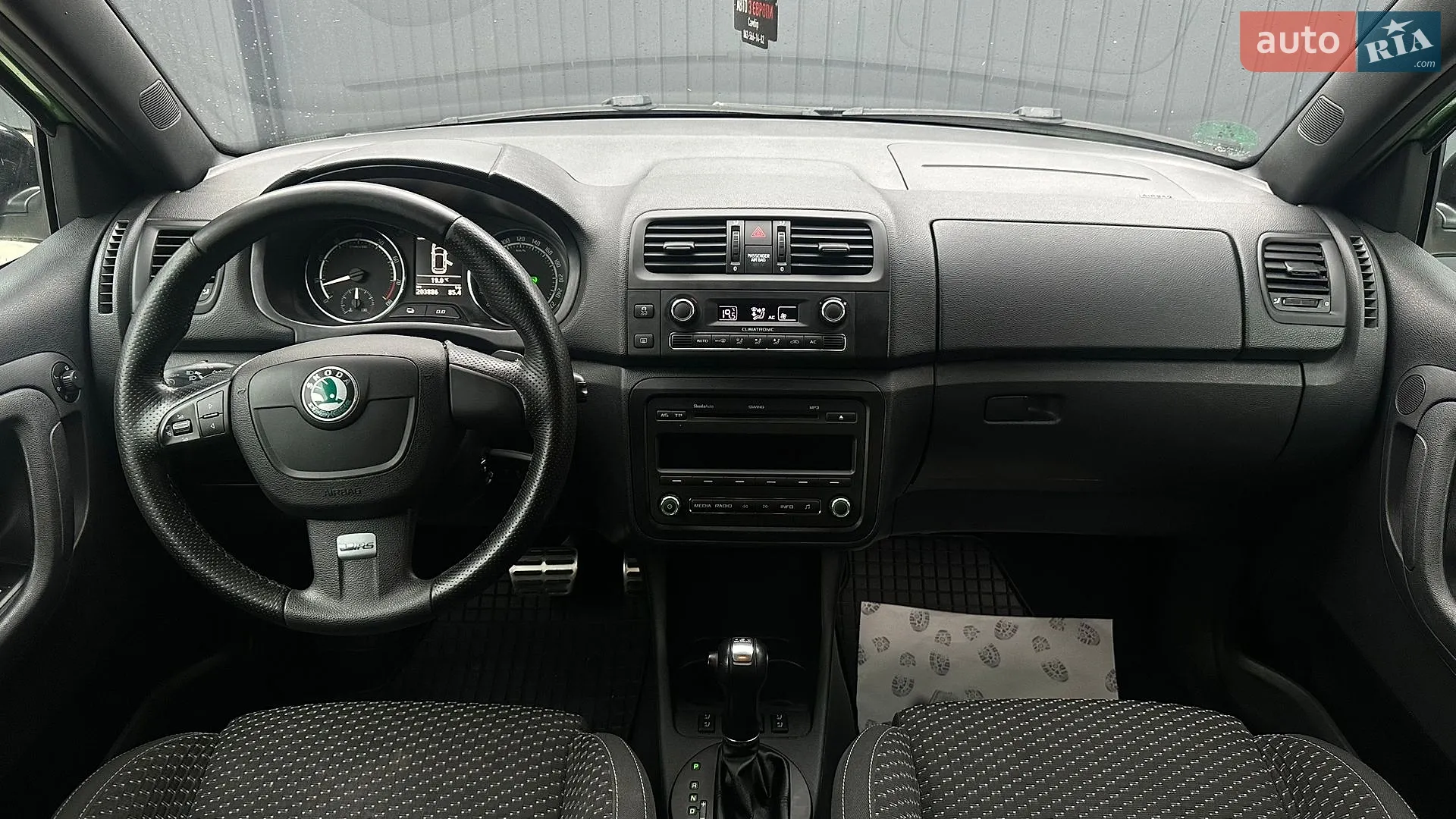 2010 Skoda Fabia - мініатюра 78
