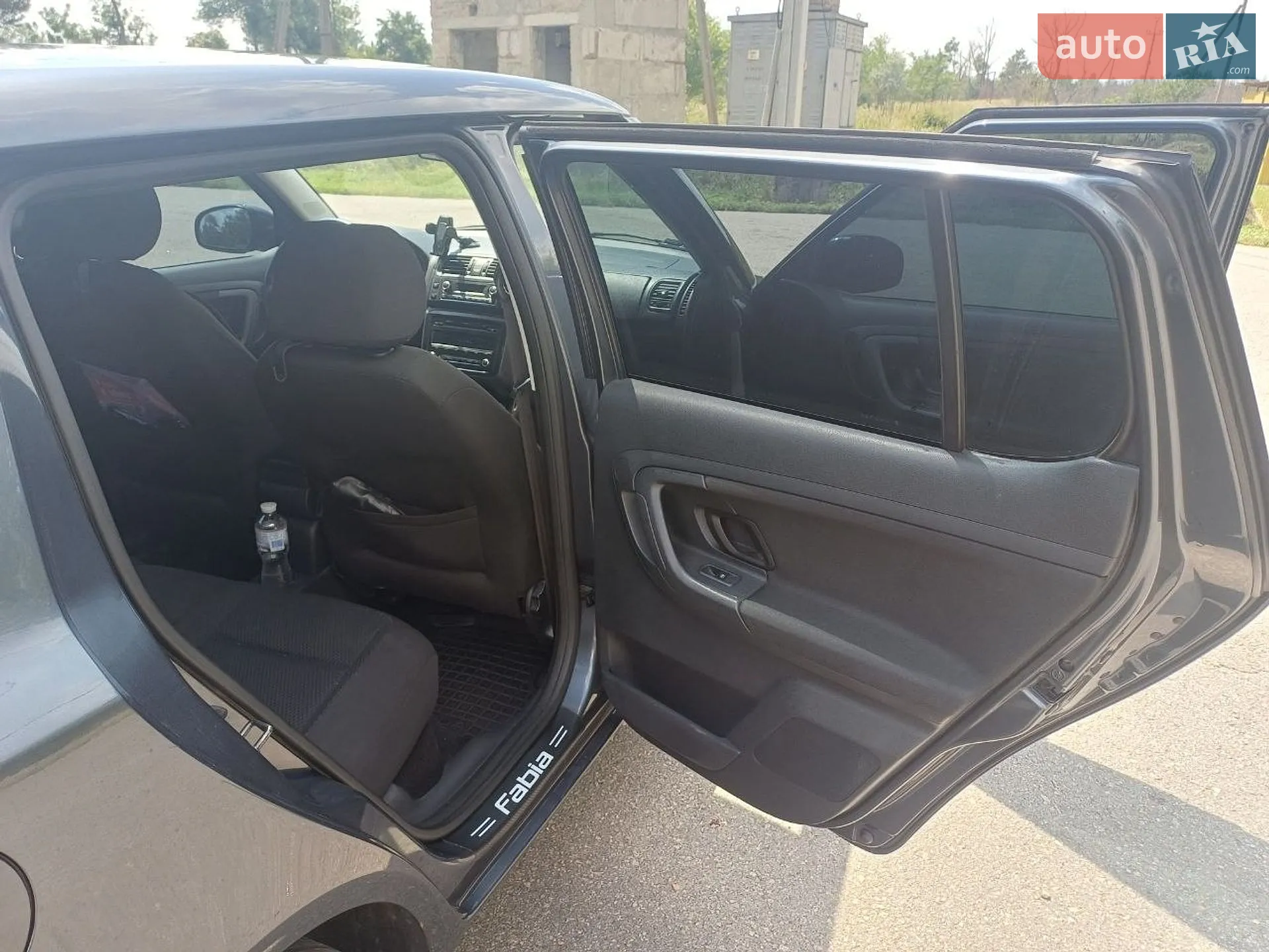2010 Skoda Fabia - мініатюра 10