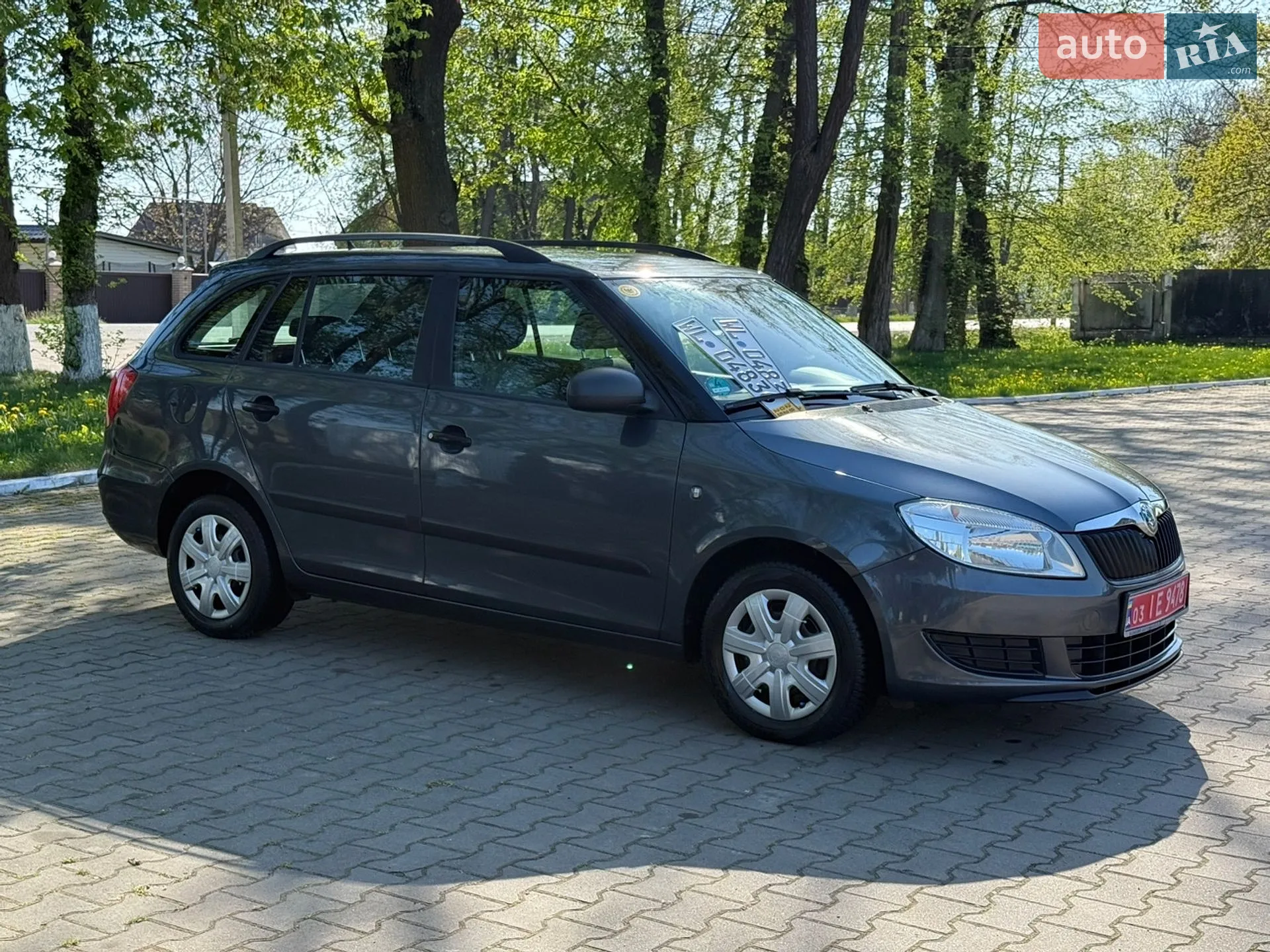 2010 Skoda Fabia - мініатюра 7