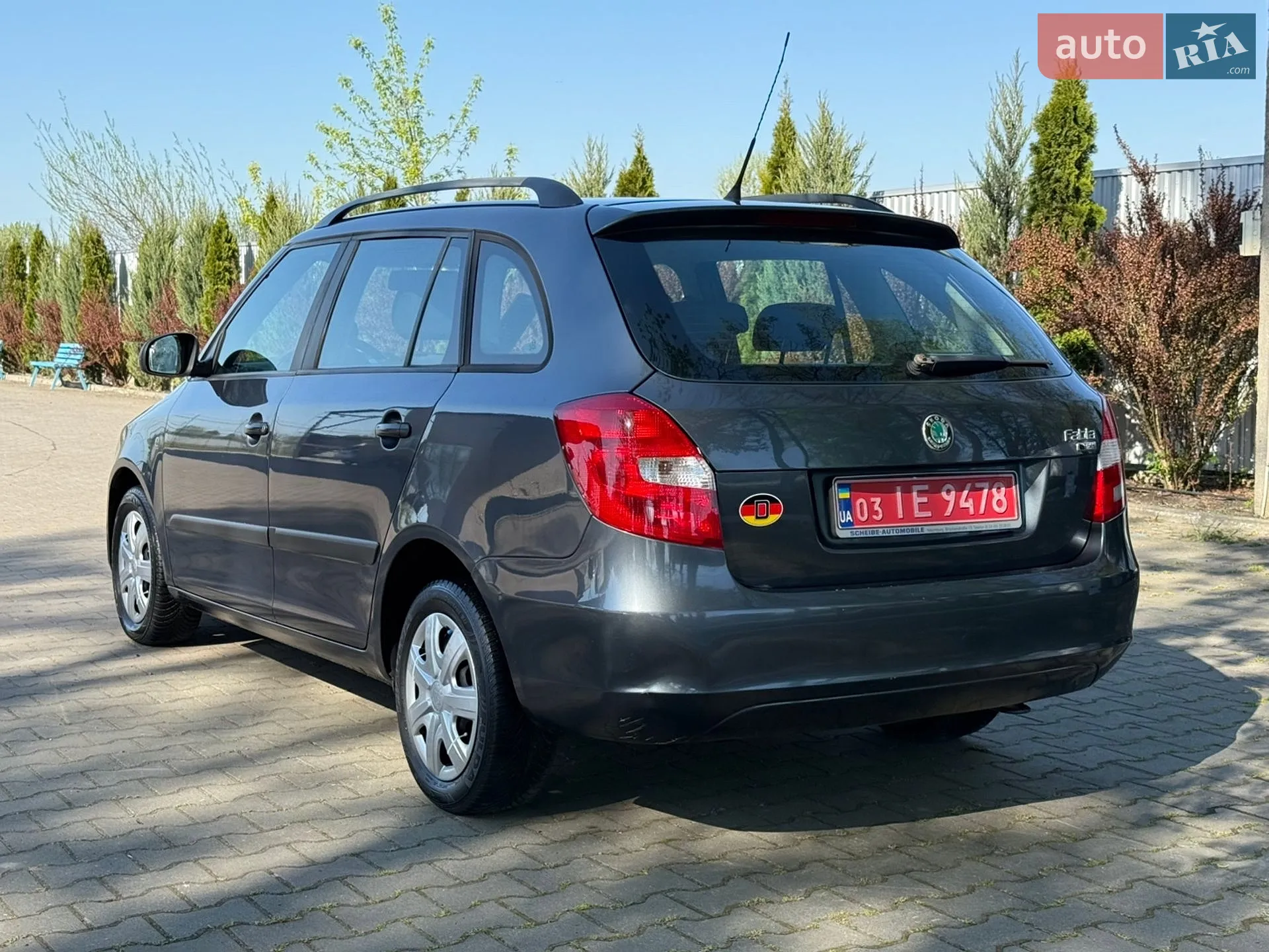 2010 Skoda Fabia - мініатюра 13