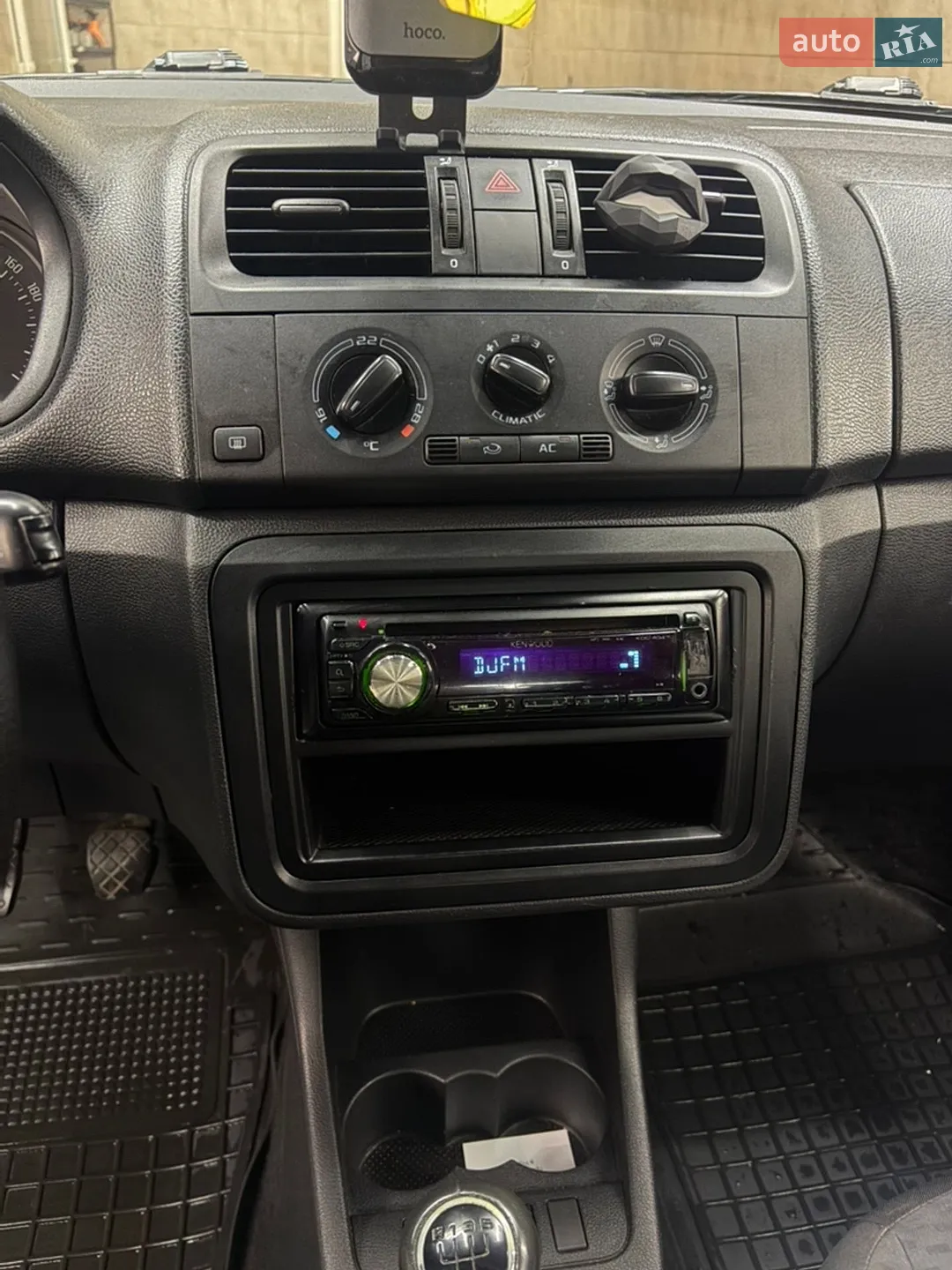 2010 Skoda Fabia - мініатюра 7