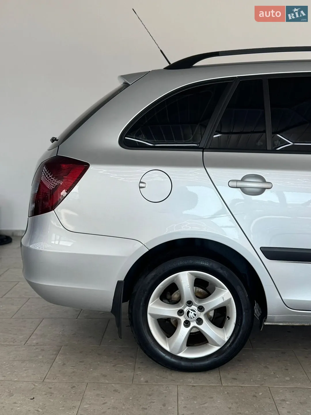 2011 Skoda Fabia - мініатюра 16