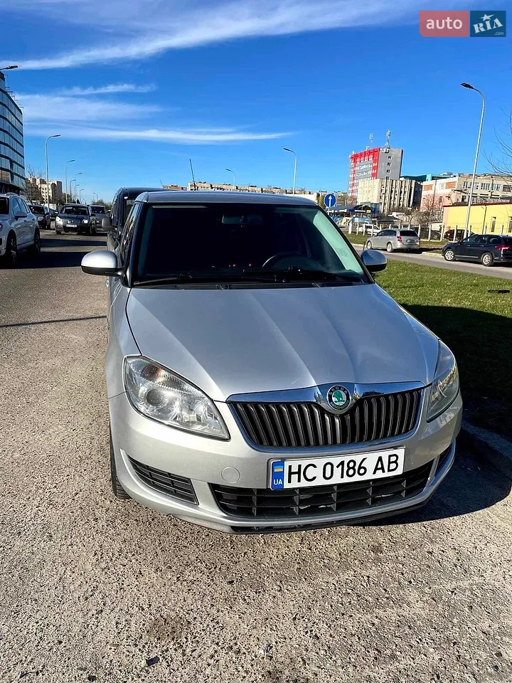 2011 Skoda Fabia - мініатюра 20