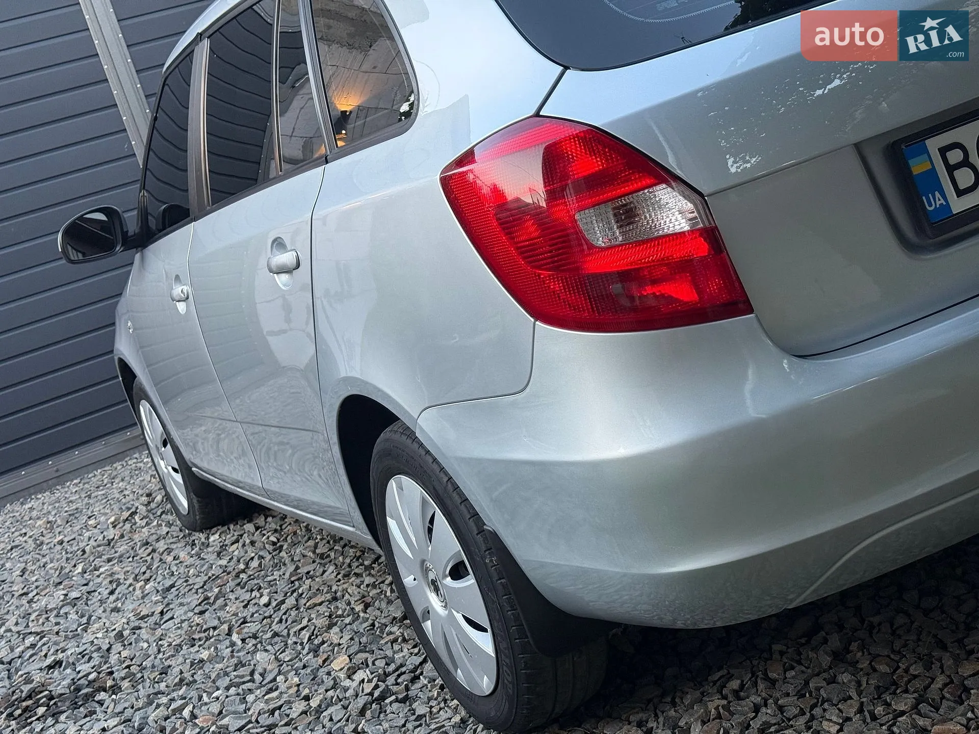 2010 Skoda Fabia - мініатюра 8