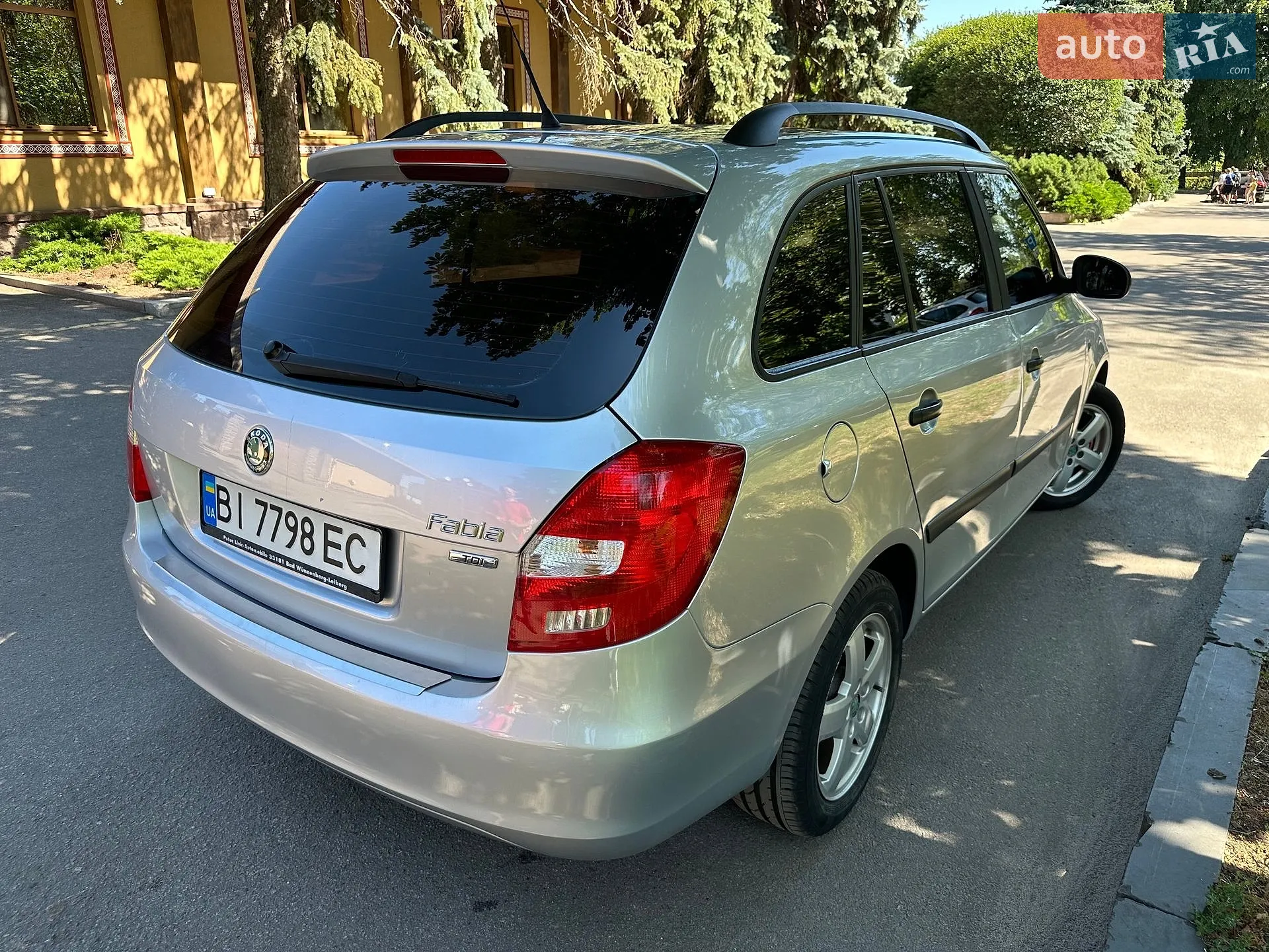 2012 Skoda Fabia - мініатюра 8