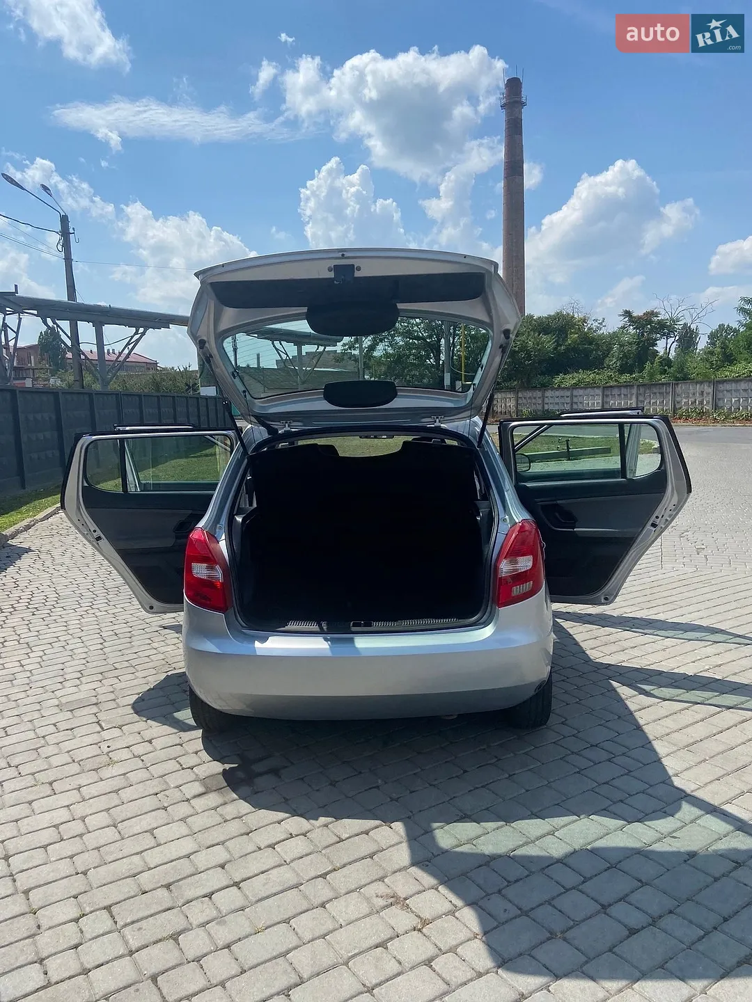 2012 Skoda Fabia - мініатюра 8