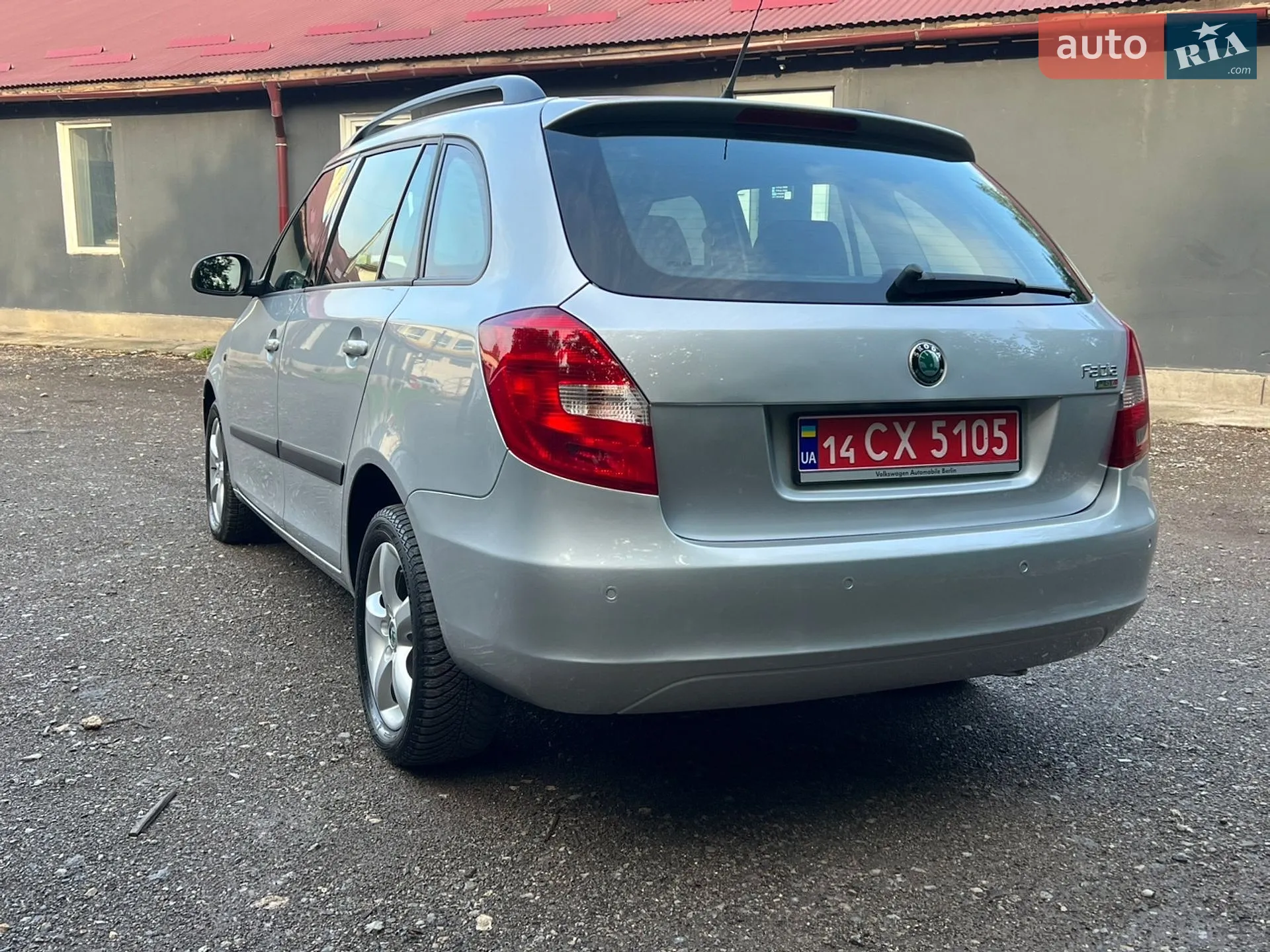 2010 Skoda Fabia - мініатюра 23