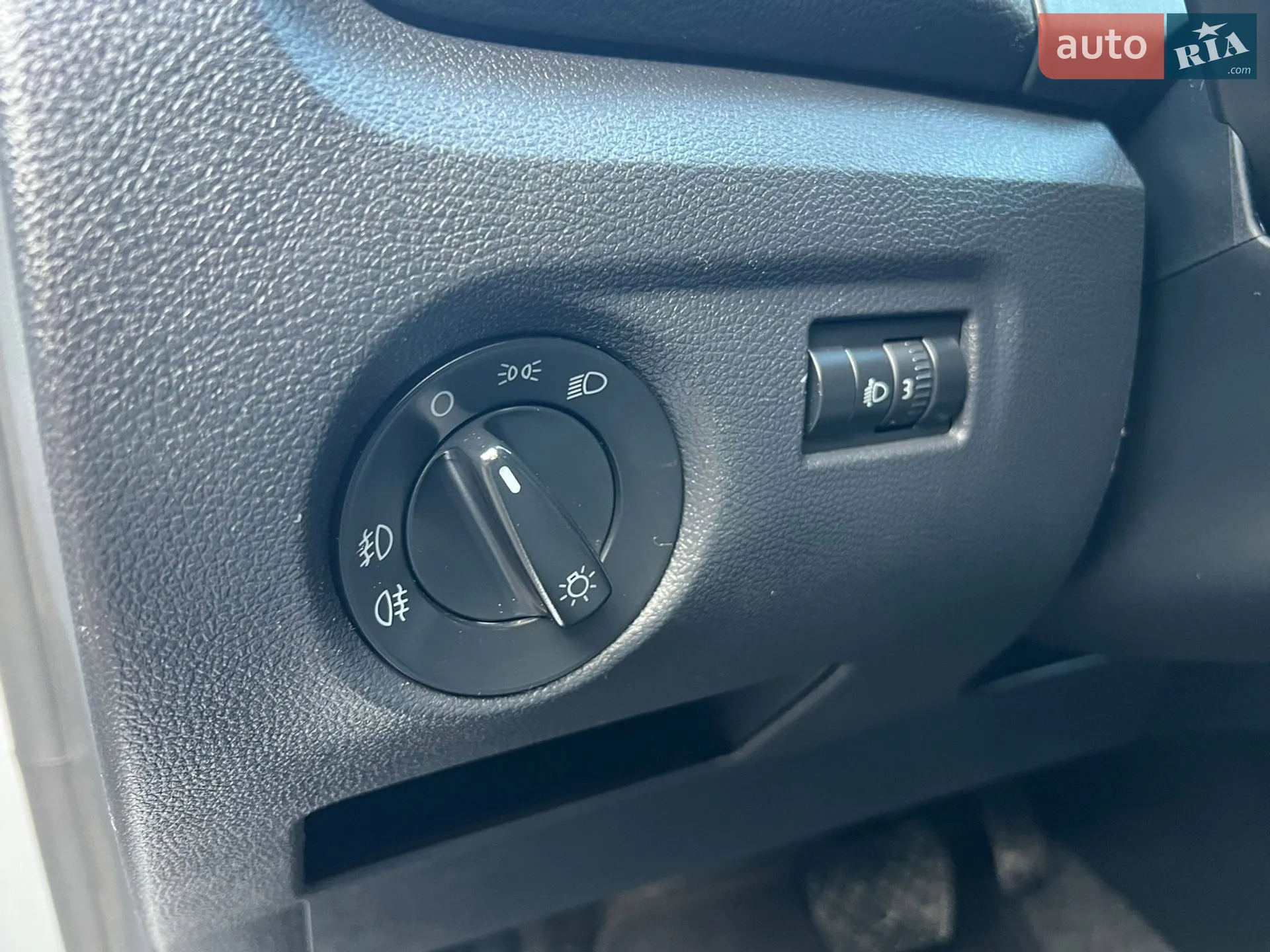2010 Skoda Fabia - мініатюра 36