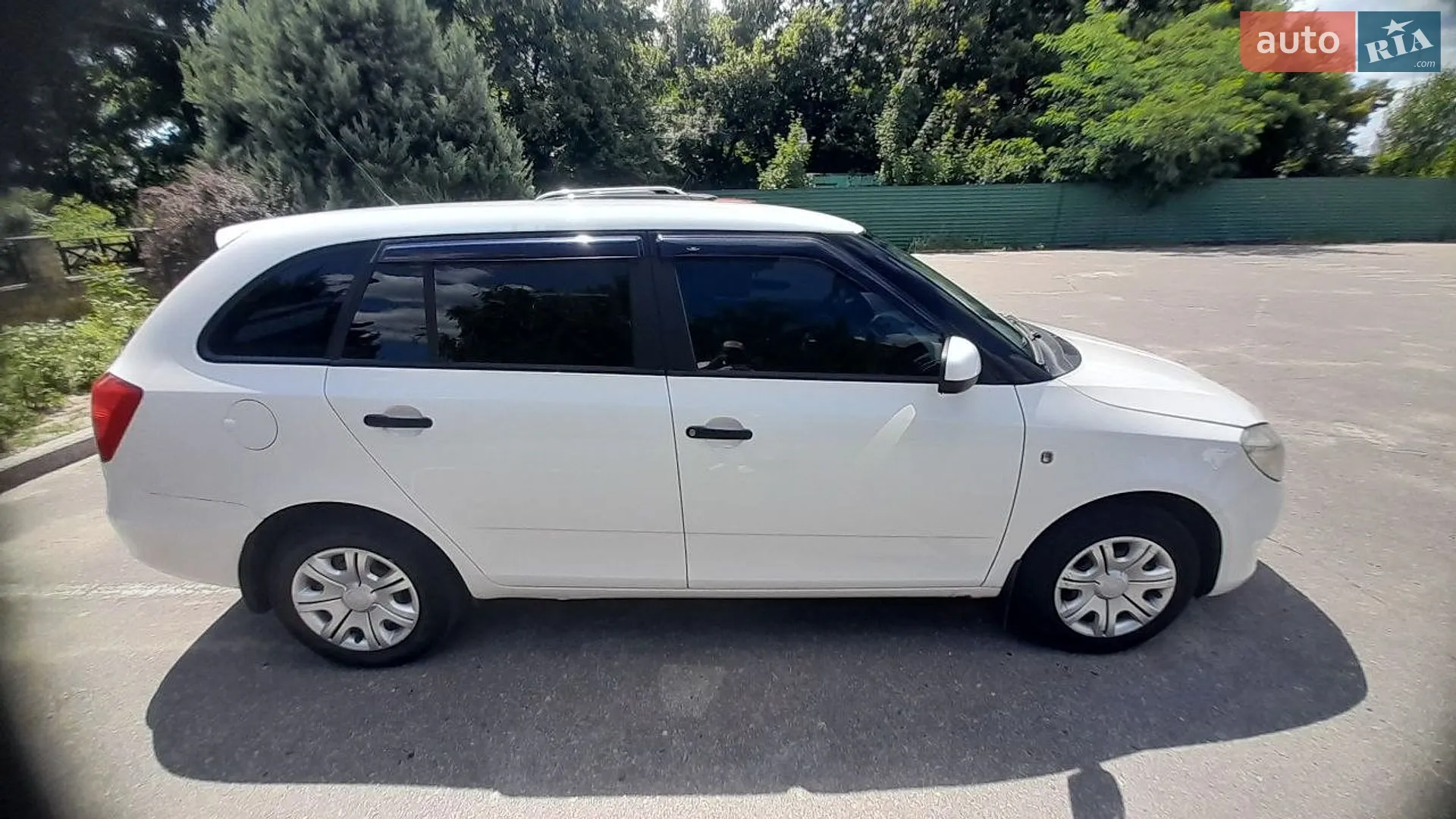2010 Skoda Fabia - мініатюра 8