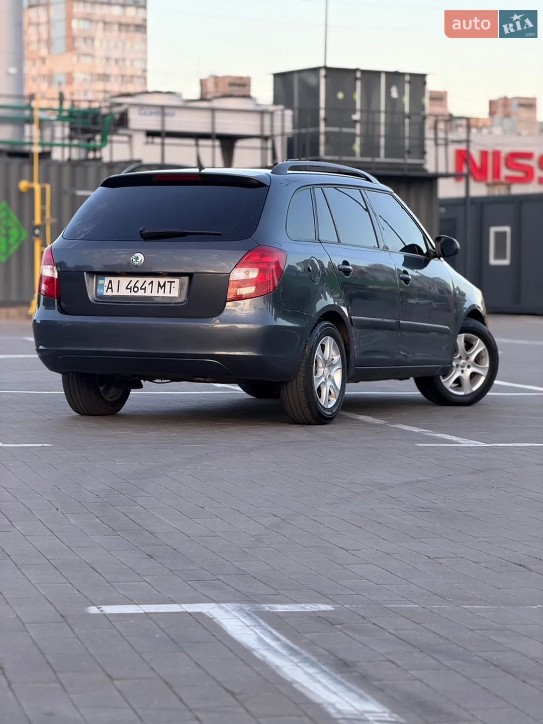 2010 Skoda Fabia - мініатюра 10