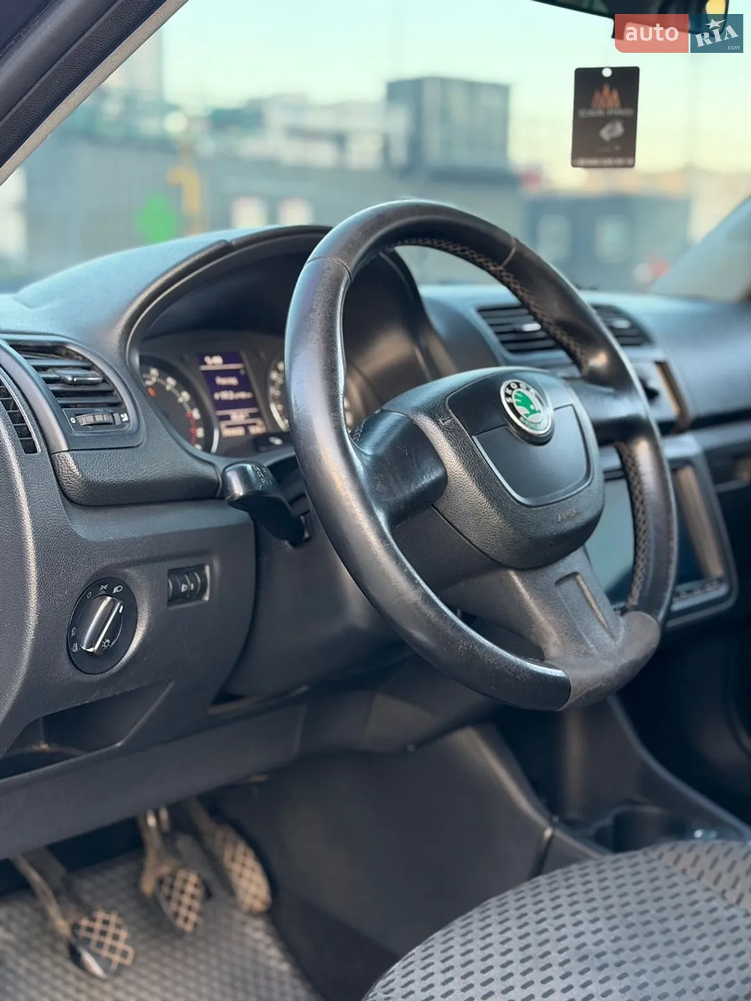 2010 Skoda Fabia - мініатюра 17