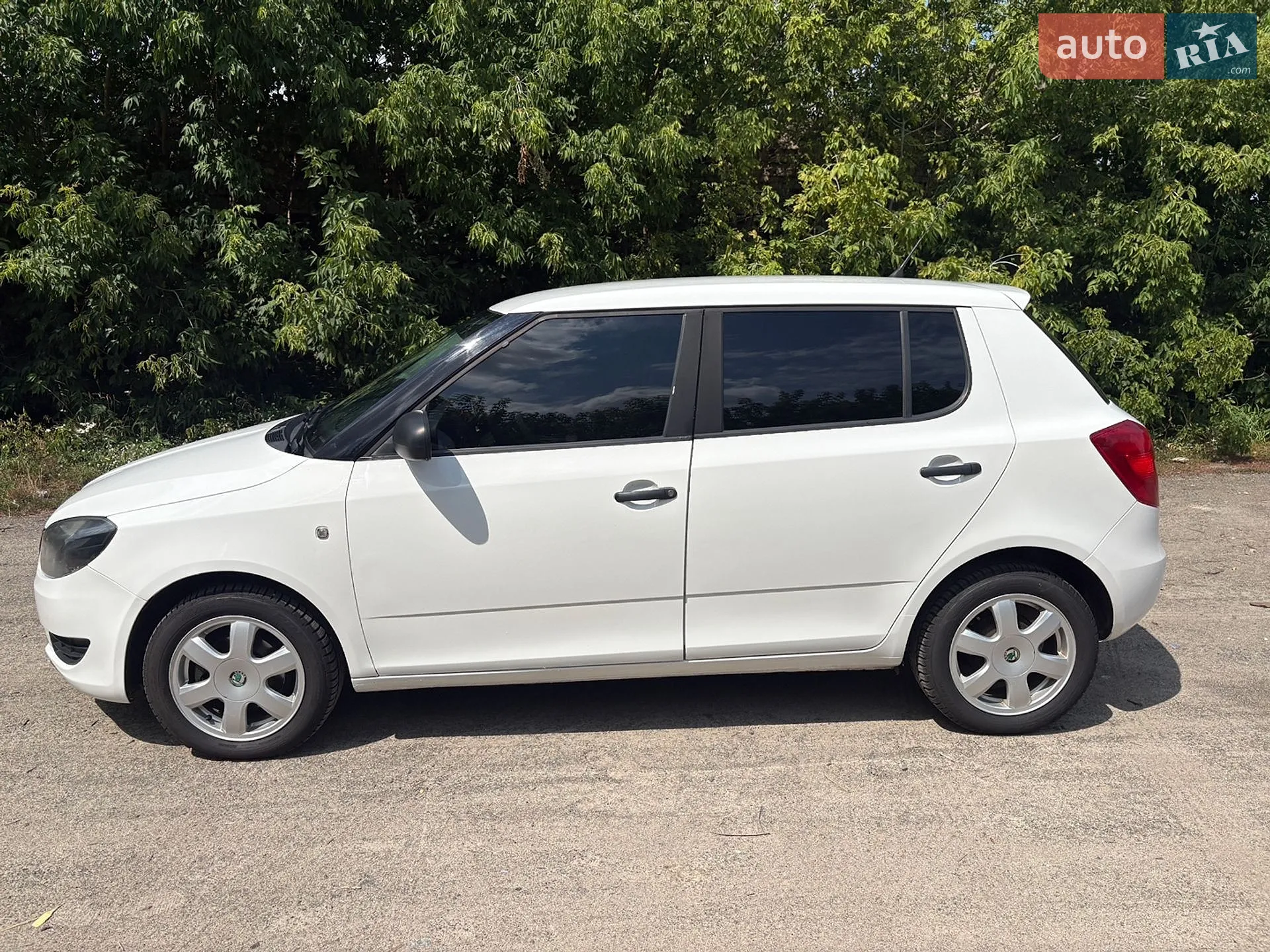 2010 Skoda Fabia - мініатюра 7