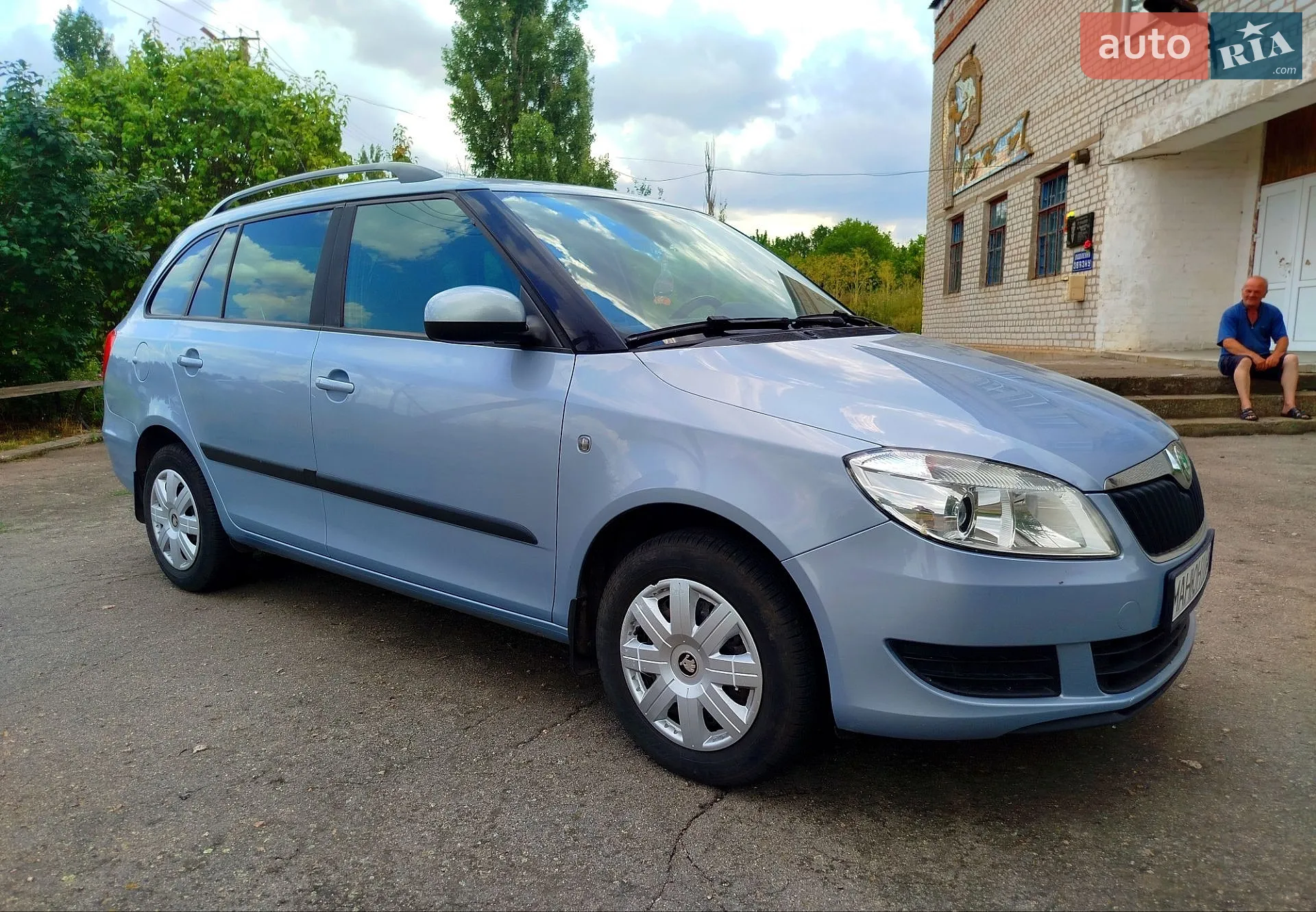 2010 Skoda Fabia - мініатюра 7