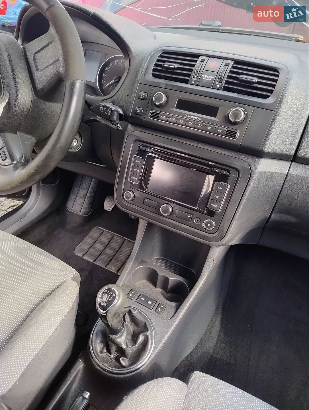 2011 Skoda Fabia - мініатюра 16