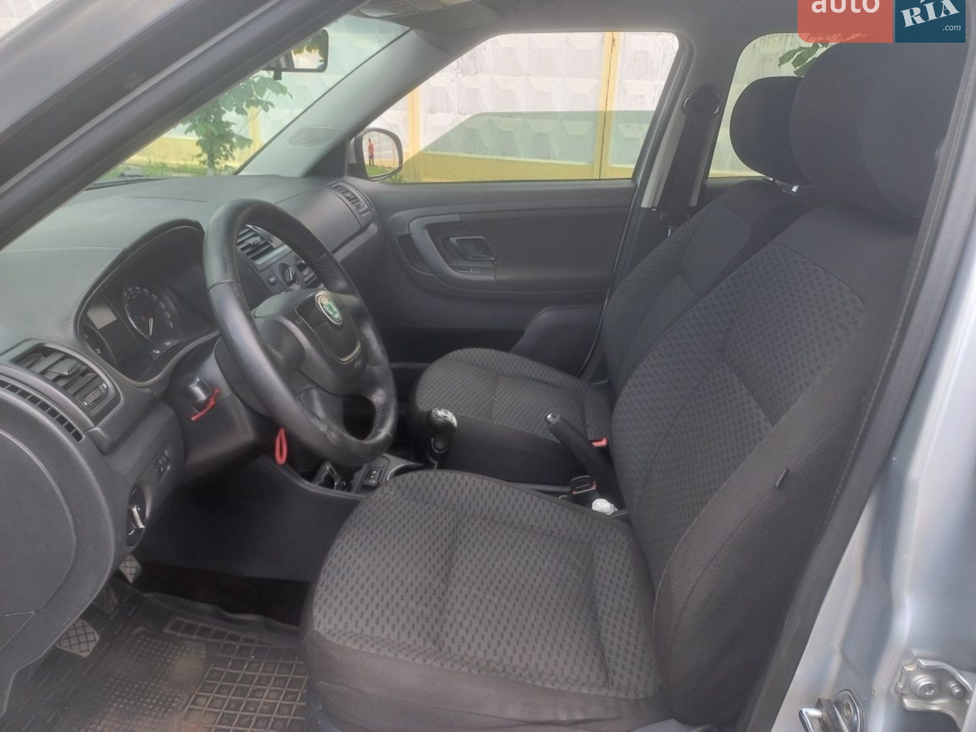 2012 Skoda Fabia - мініатюра 4