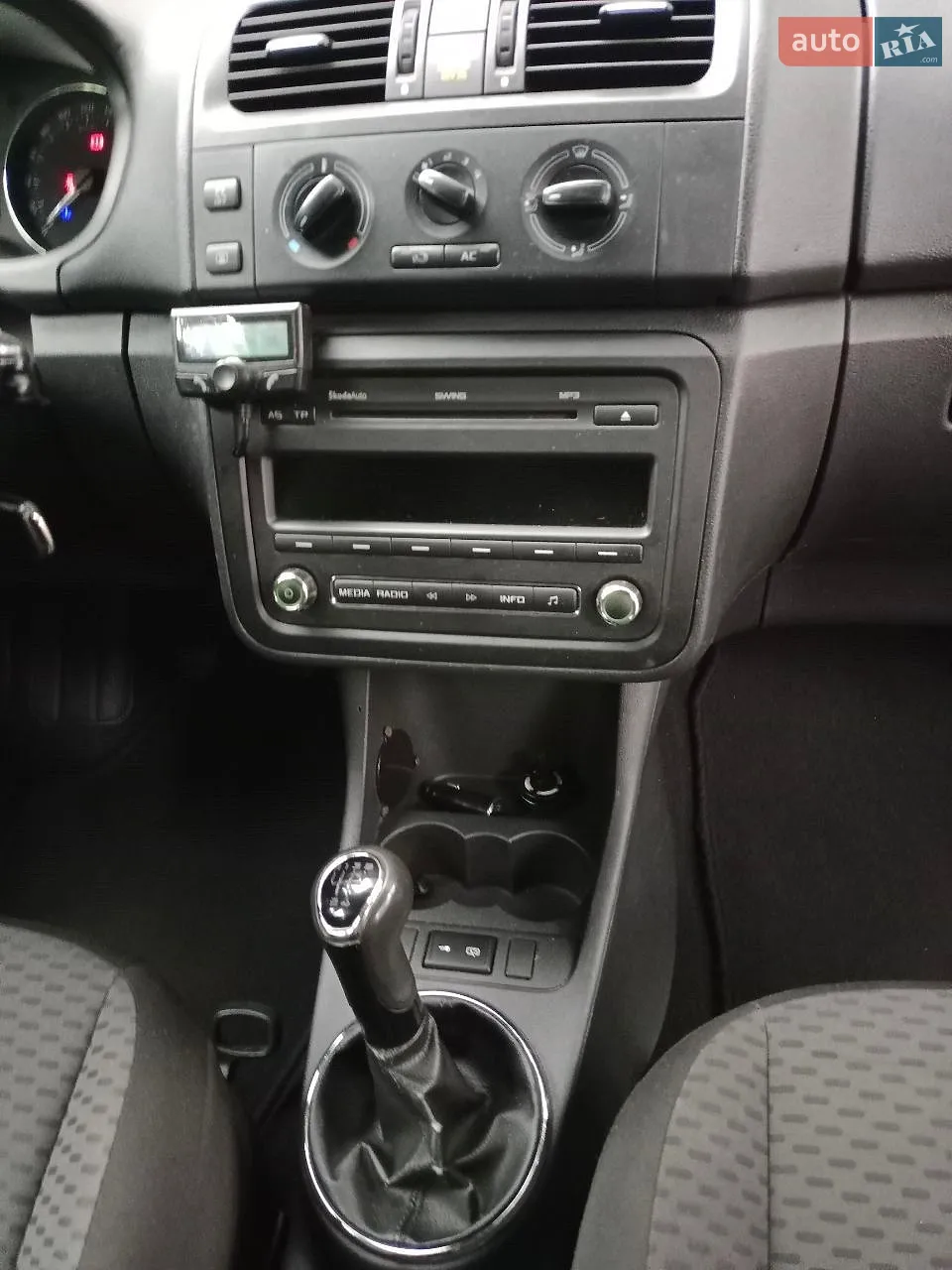 2011 Skoda Fabia - мініатюра 29