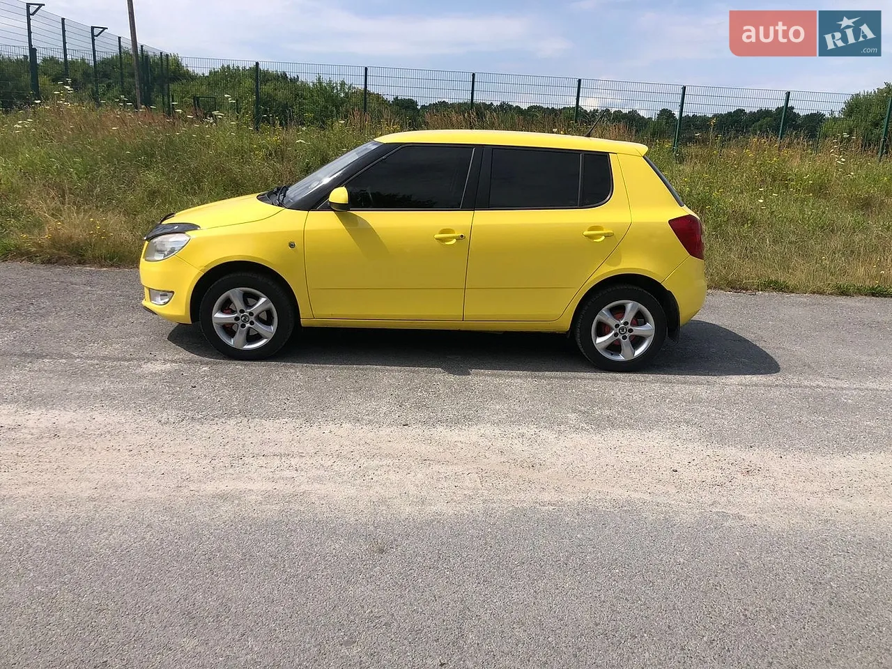2011 Skoda Fabia - мініатюра 15