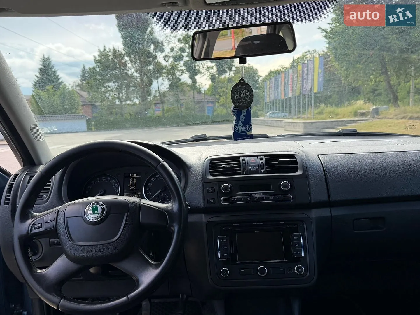 2010 Skoda Fabia - мініатюра 15