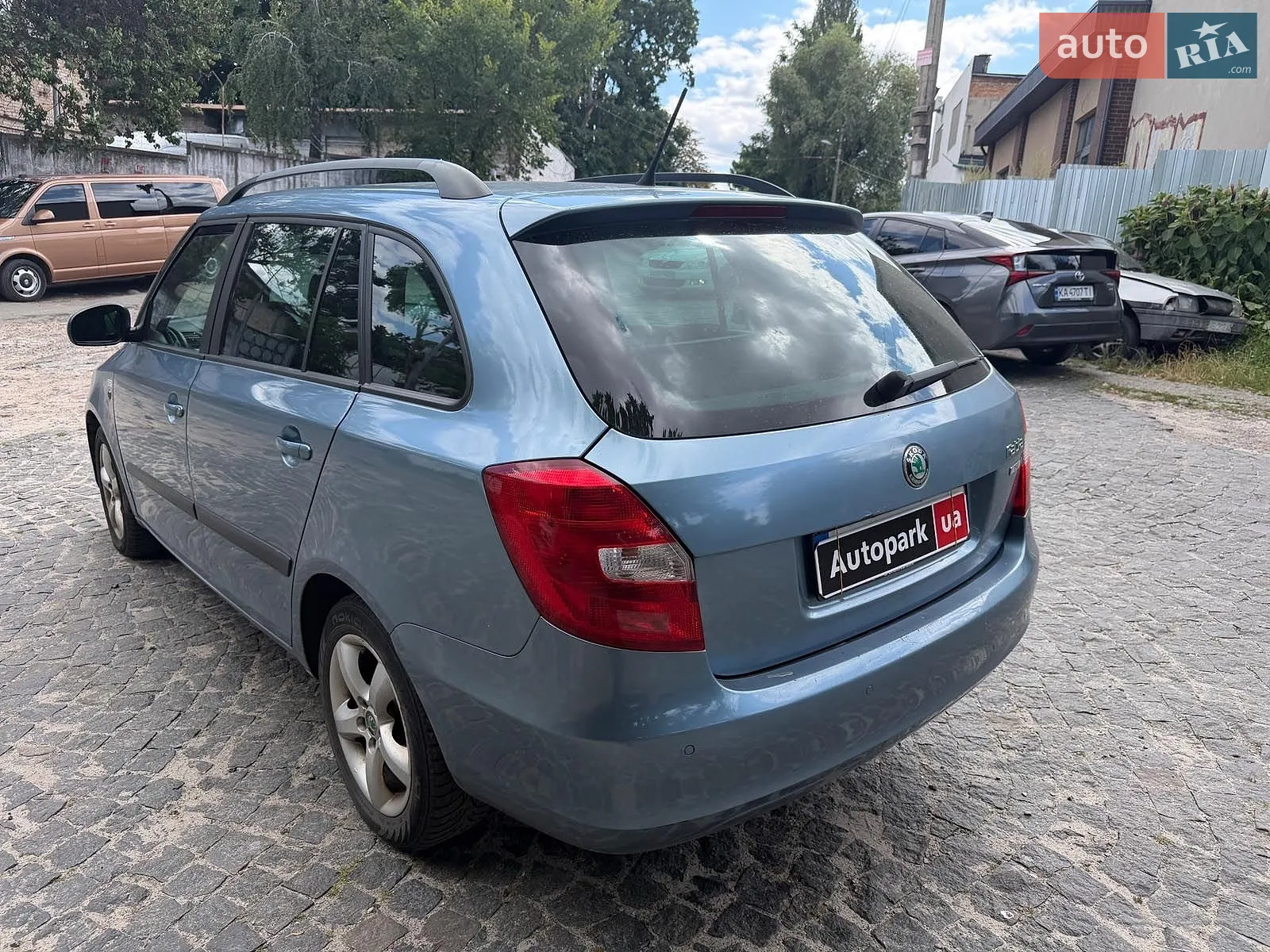 2011 Skoda Fabia - мініатюра 8