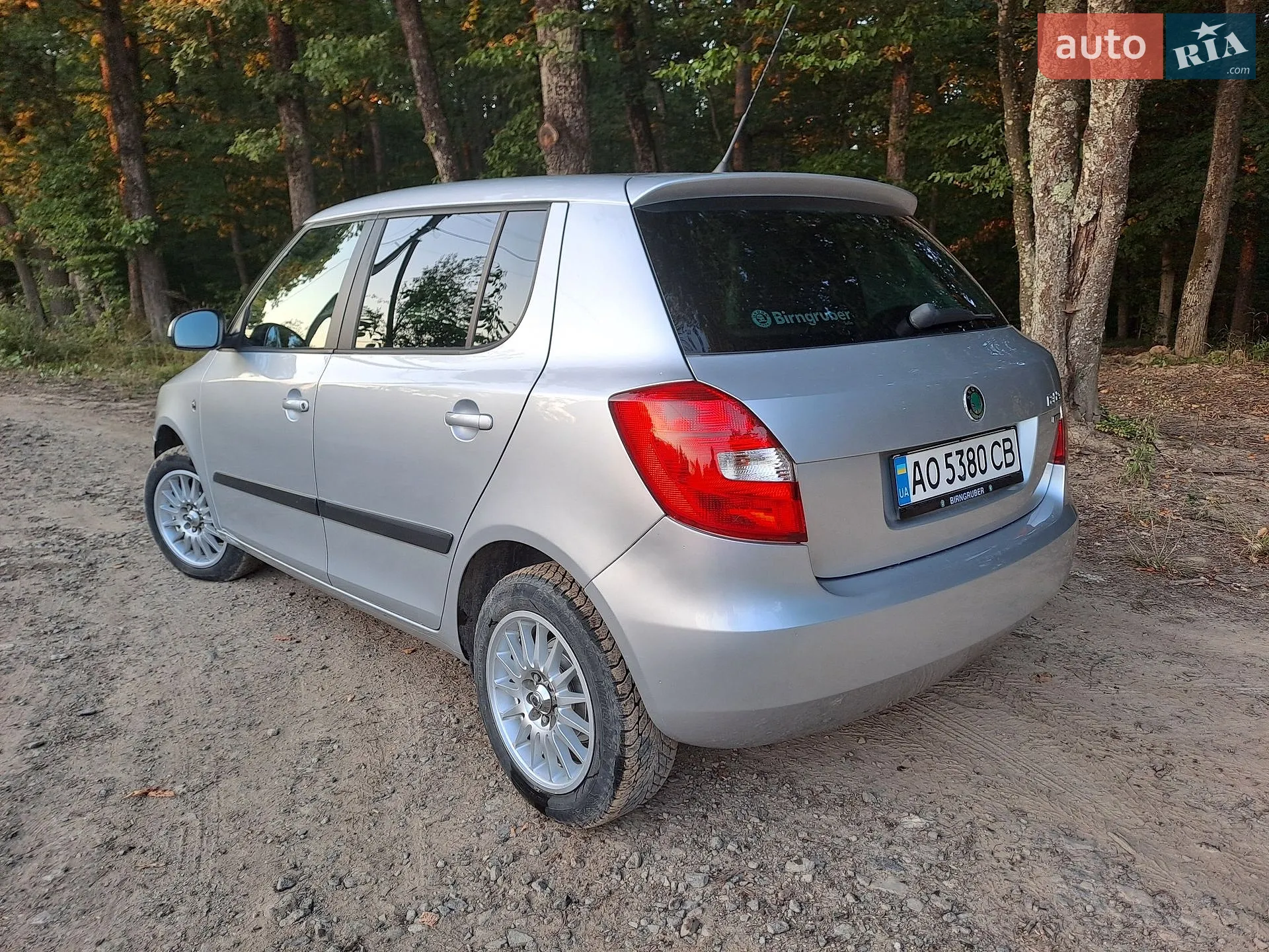 2011 Skoda Fabia - мініатюра 5