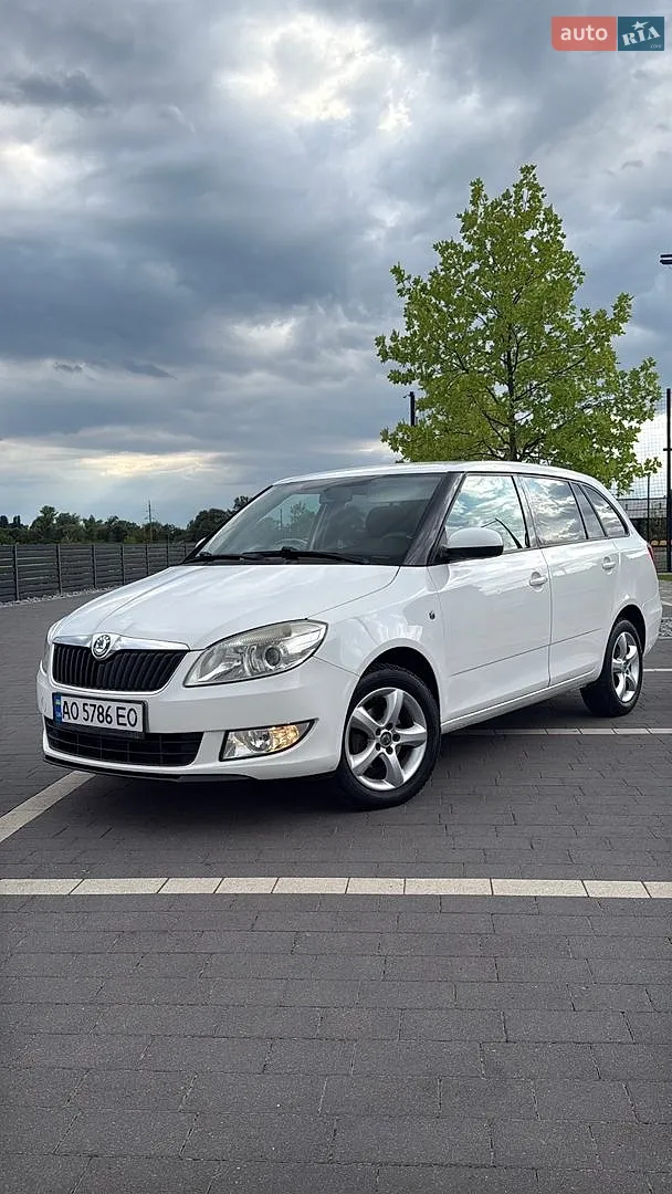 2011 Skoda Fabia - фото 1