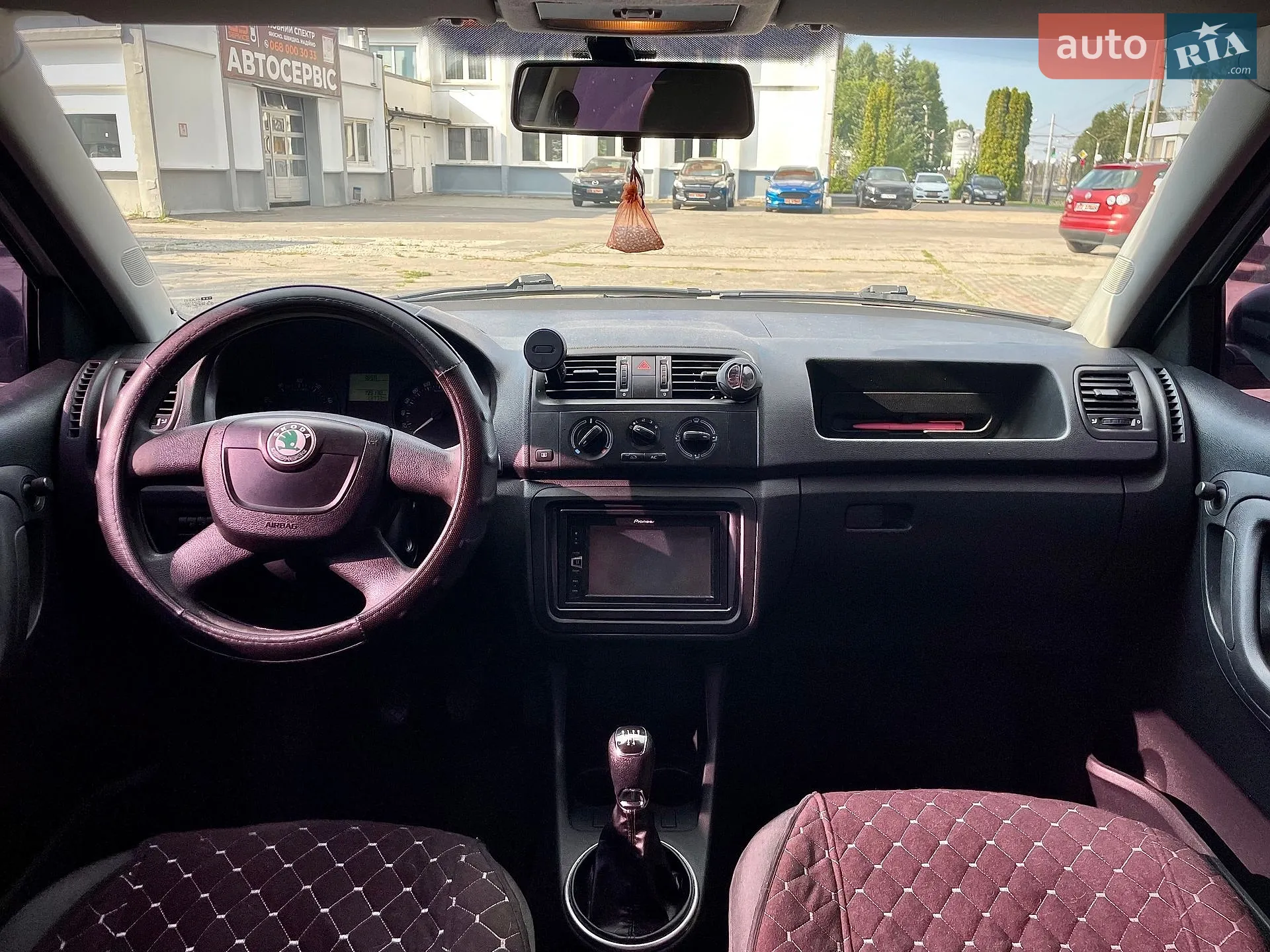 2012 Skoda Fabia - мініатюра 12