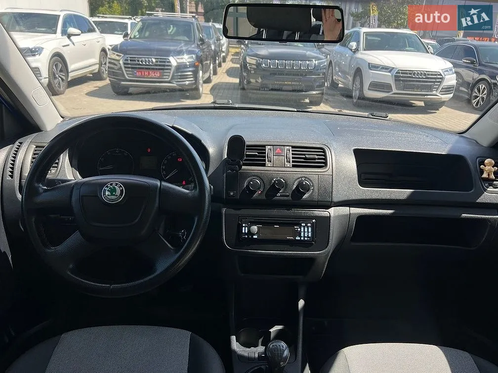 2010 Skoda Fabia - мініатюра 10