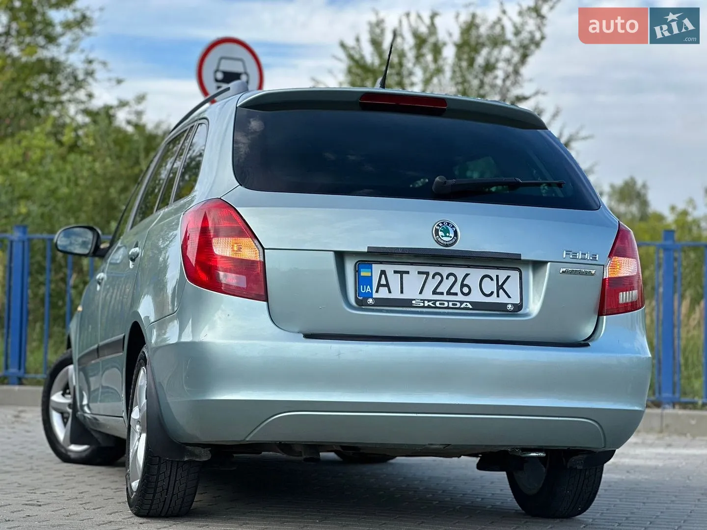 2011 Skoda Fabia - мініатюра 22