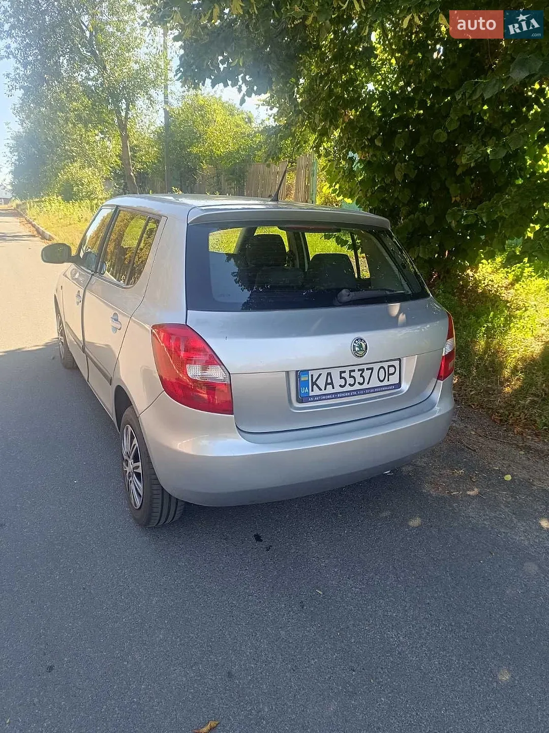 2010 Skoda Fabia - мініатюра 3