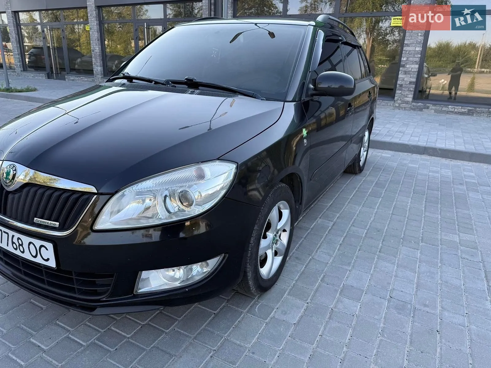 2012 Skoda Fabia - мініатюра 2