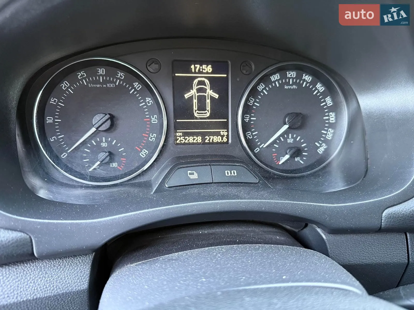 2012 Skoda Fabia - мініатюра 7