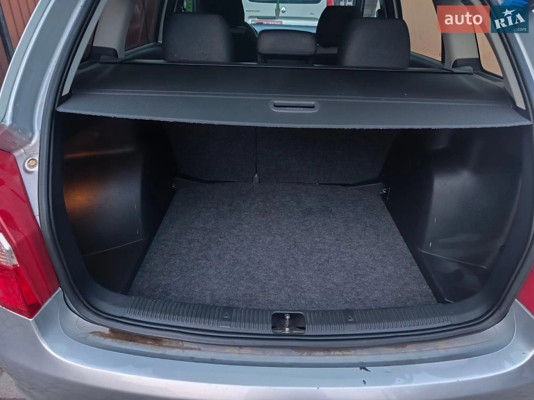 2010 Skoda Fabia - мініатюра 9