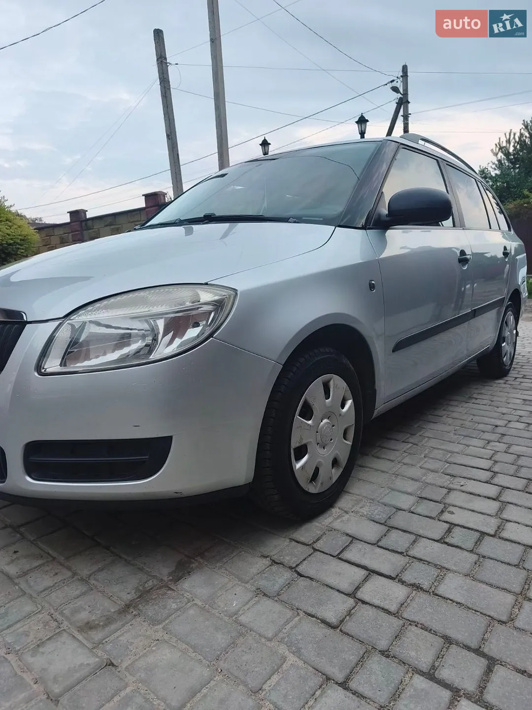 2010 Skoda Fabia - мініатюра 5