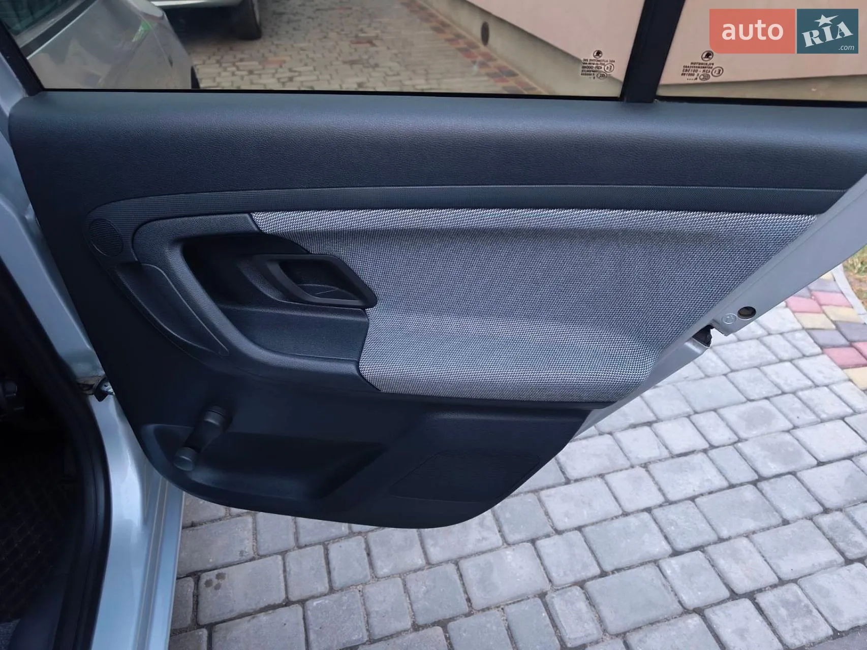 2010 Skoda Fabia - мініатюра 12