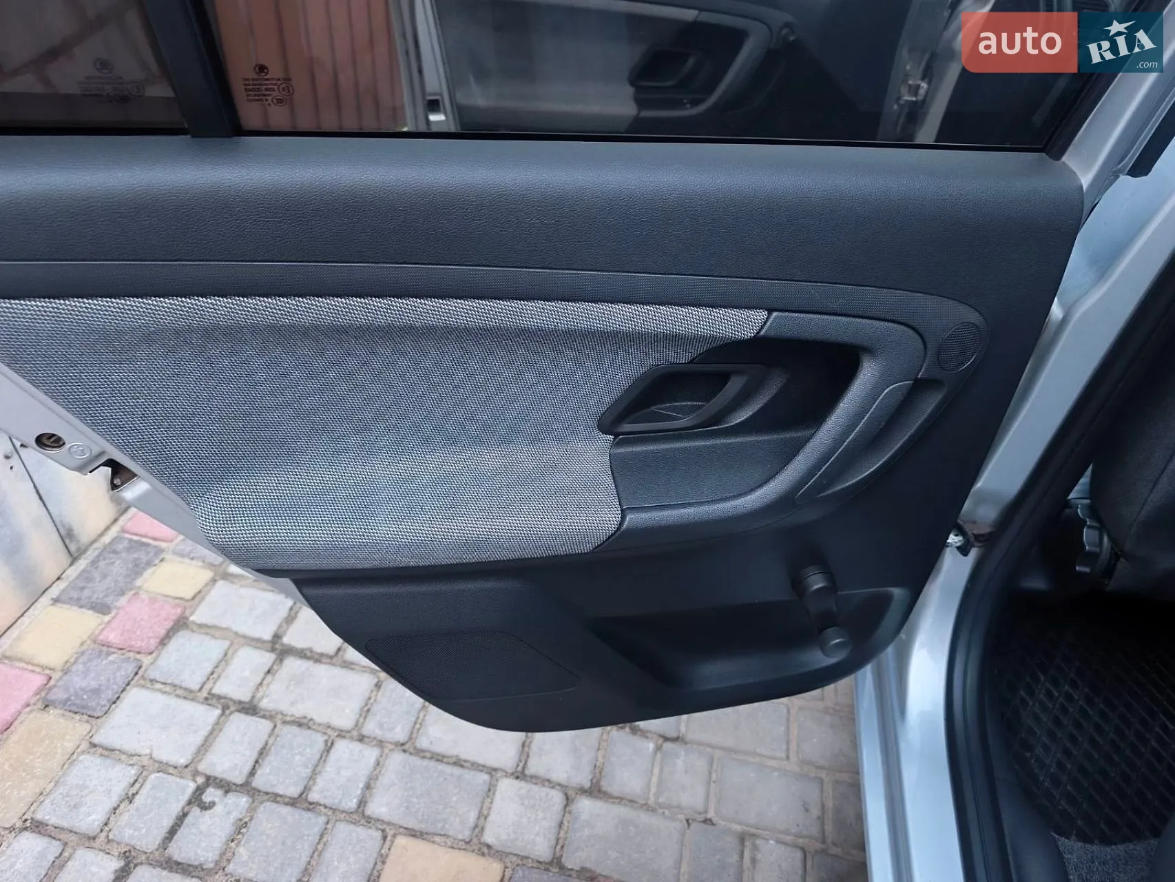 2010 Skoda Fabia - мініатюра 13