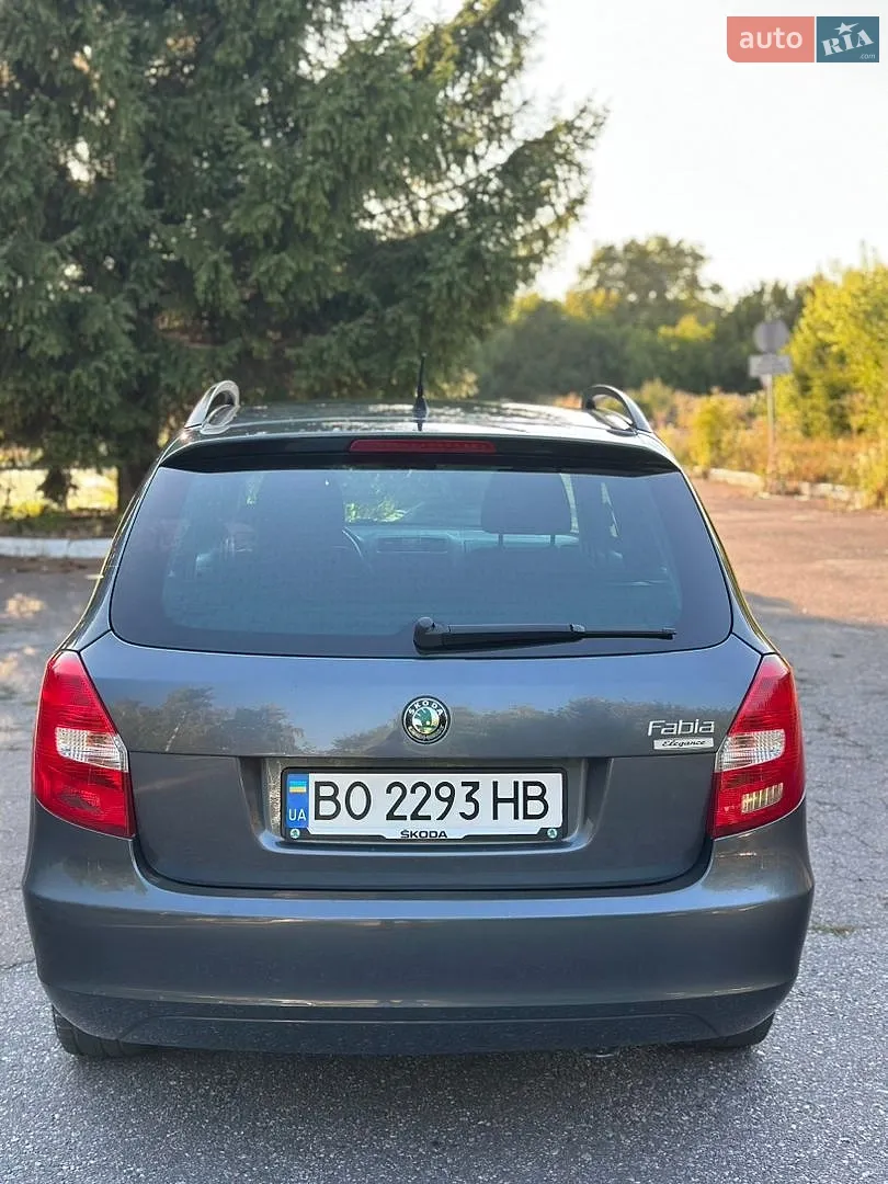 2010 Skoda Fabia - мініатюра 6