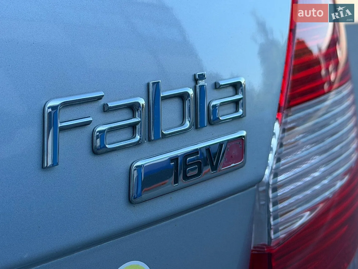2010 Skoda Fabia - мініатюра 19