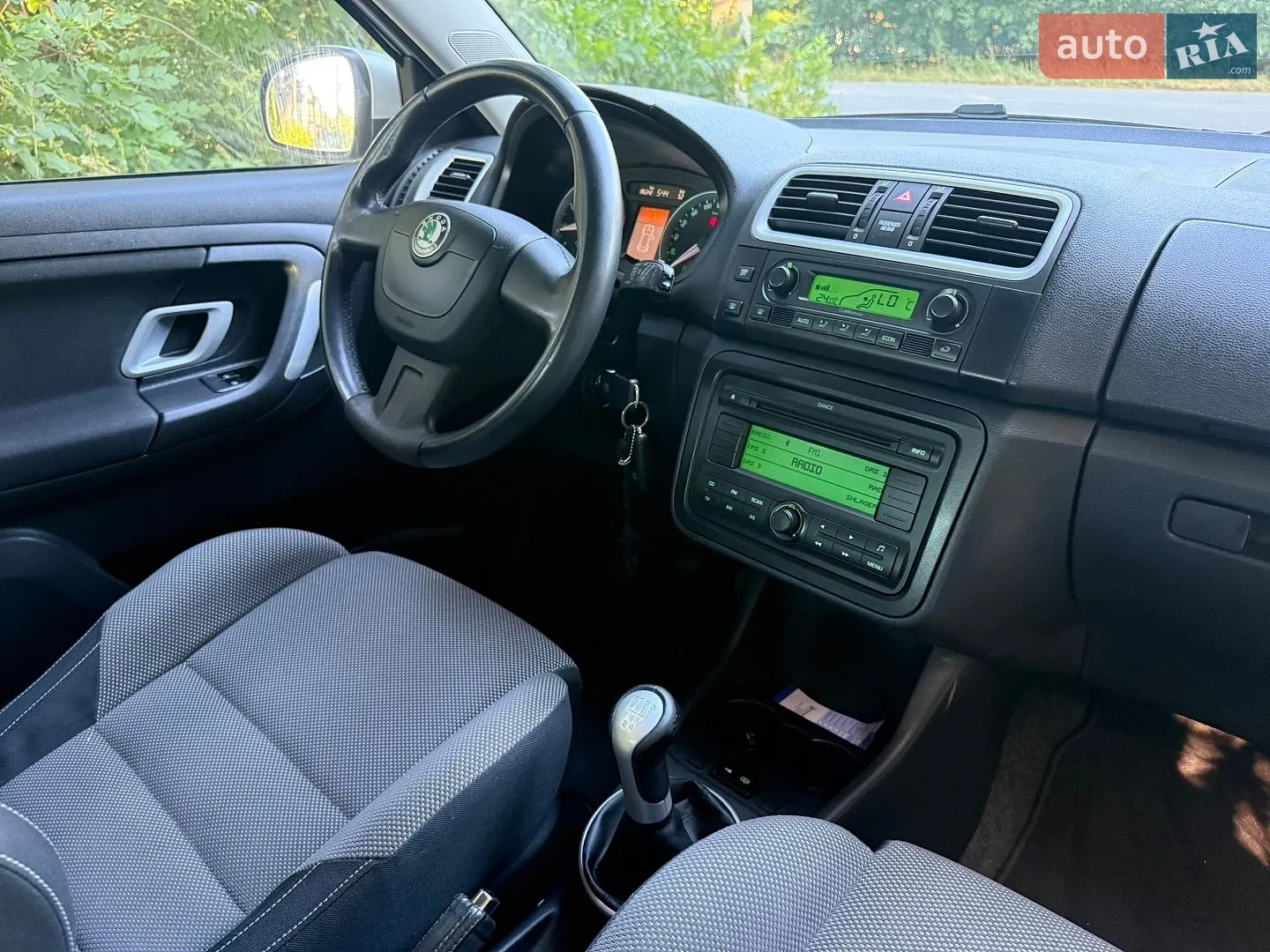 2010 Skoda Fabia - мініатюра 7