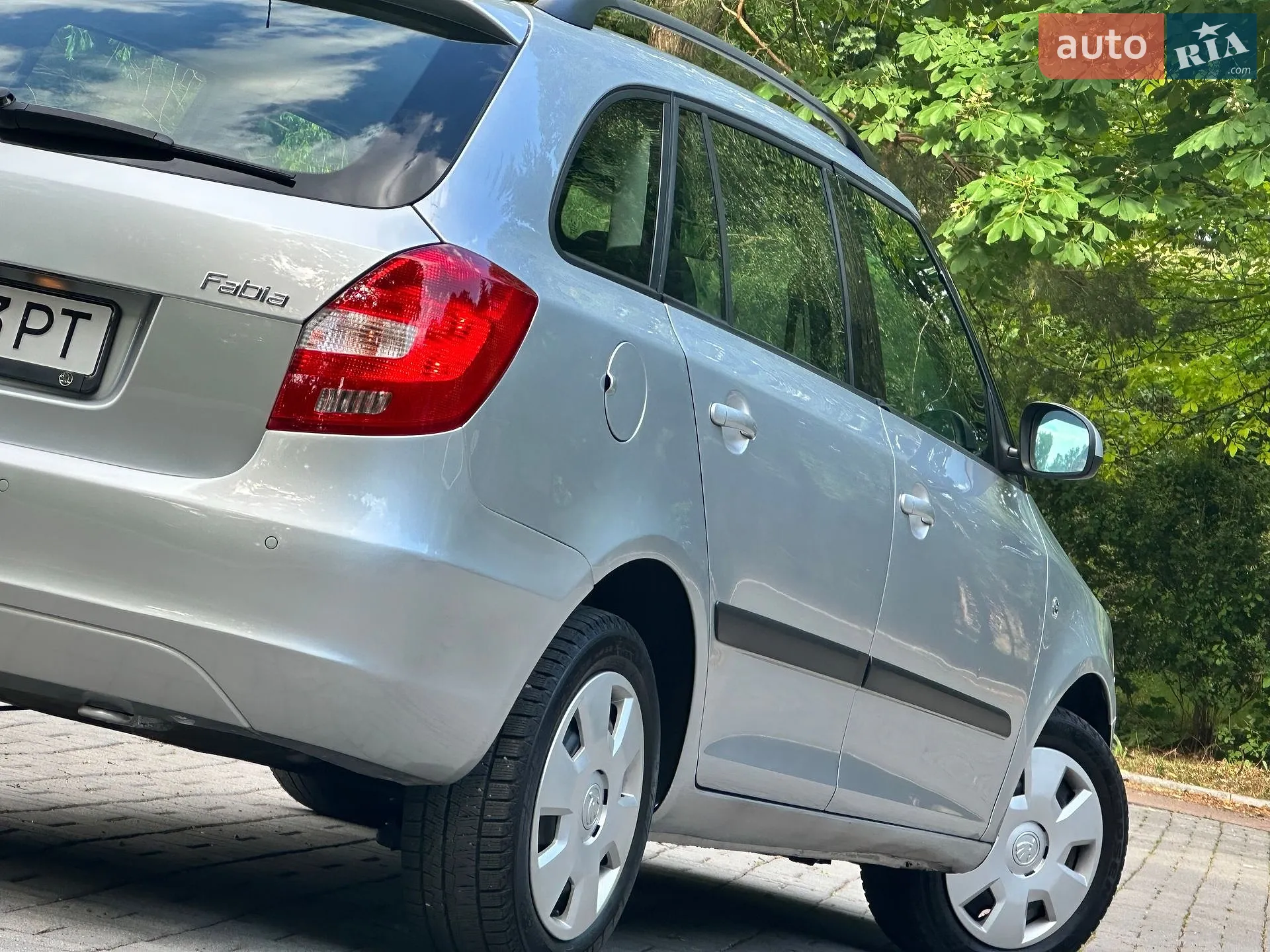 2010 Skoda Fabia - мініатюра 51