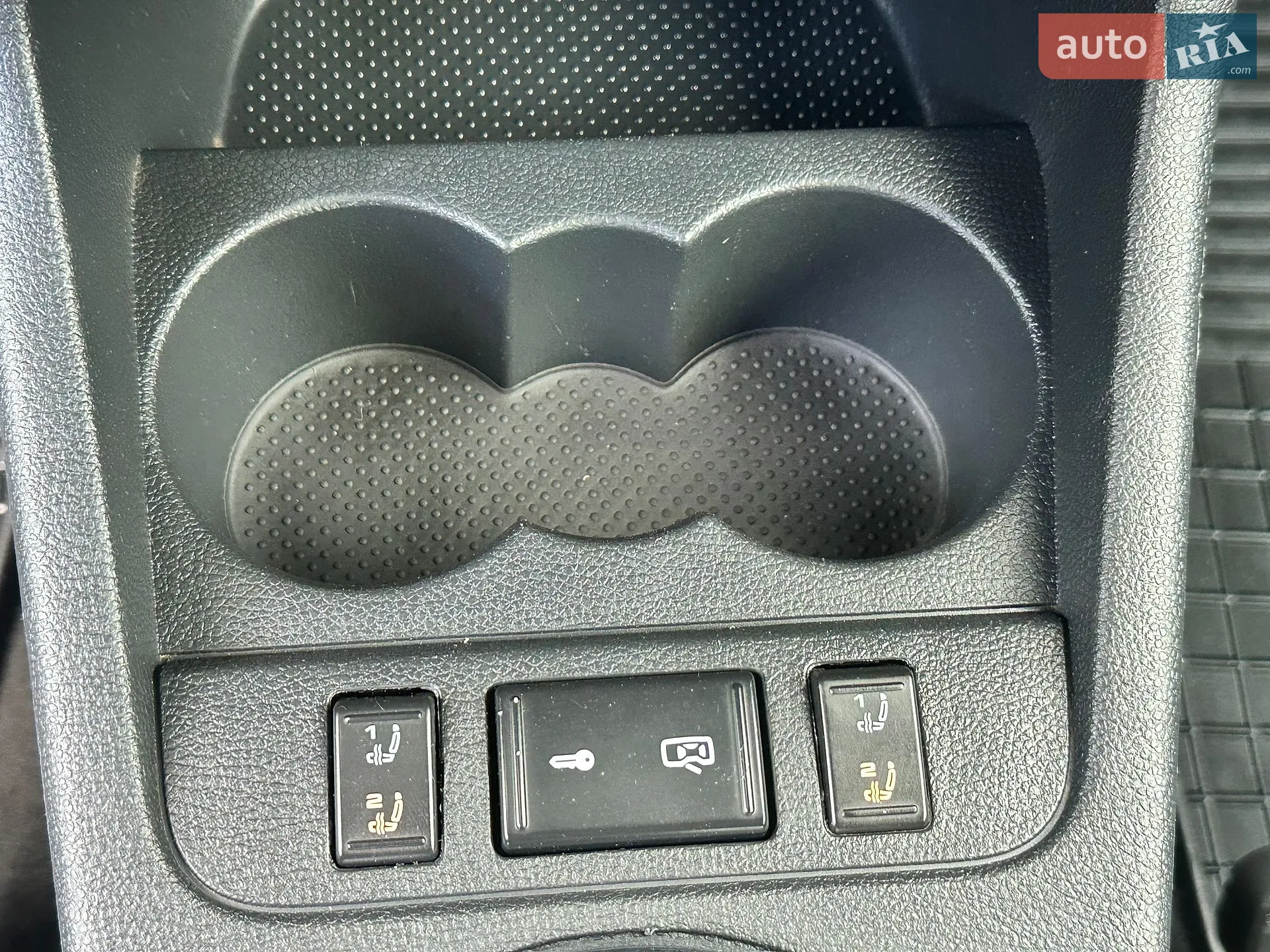2010 Skoda Fabia - мініатюра 74