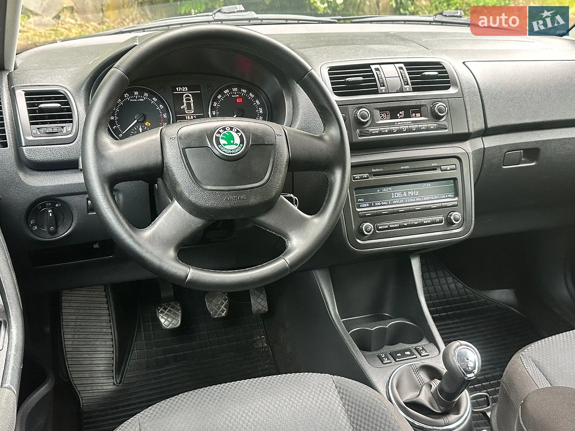 2010 Skoda Fabia - мініатюра 94