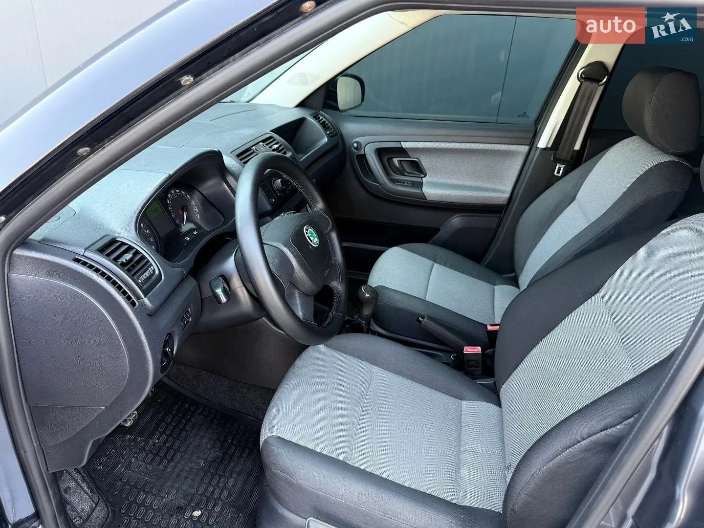 2012 Skoda Fabia - мініатюра 18
