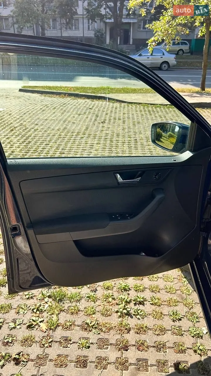 2017 Skoda Fabia - мініатюра 27