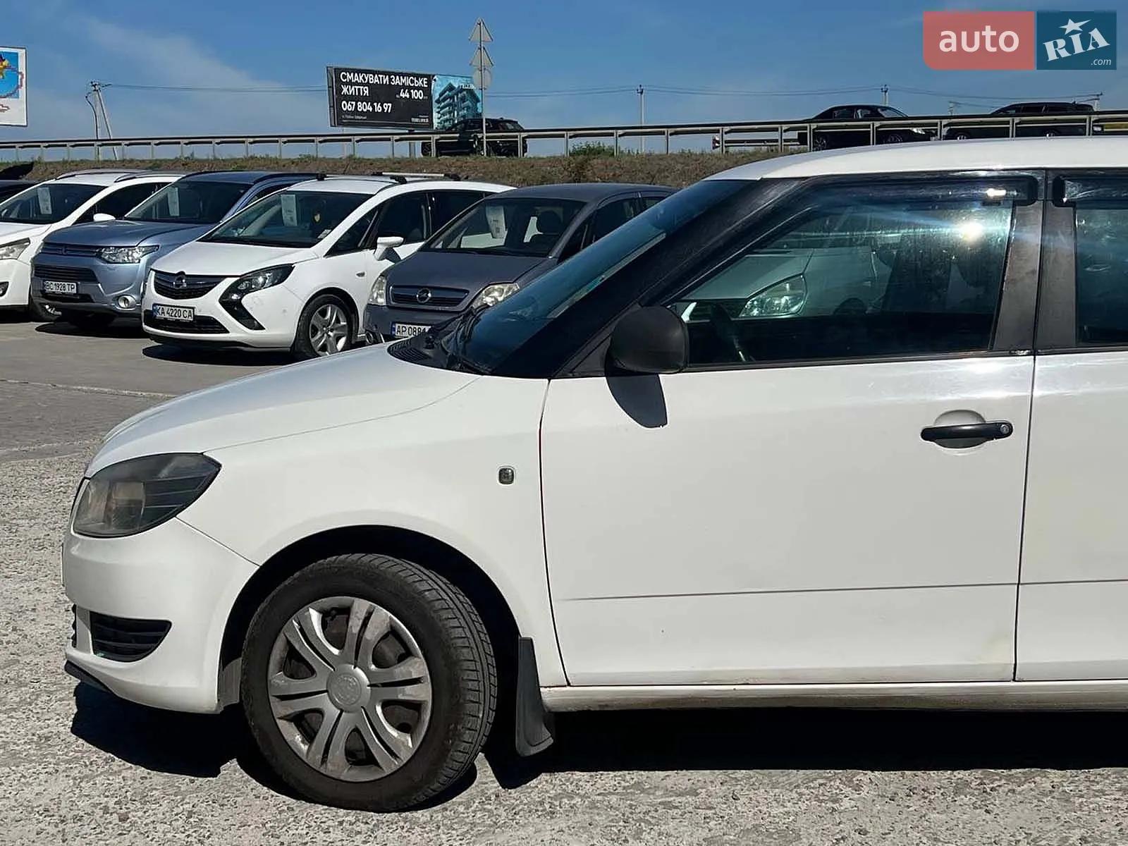 2011 Skoda Fabia - мініатюра 3