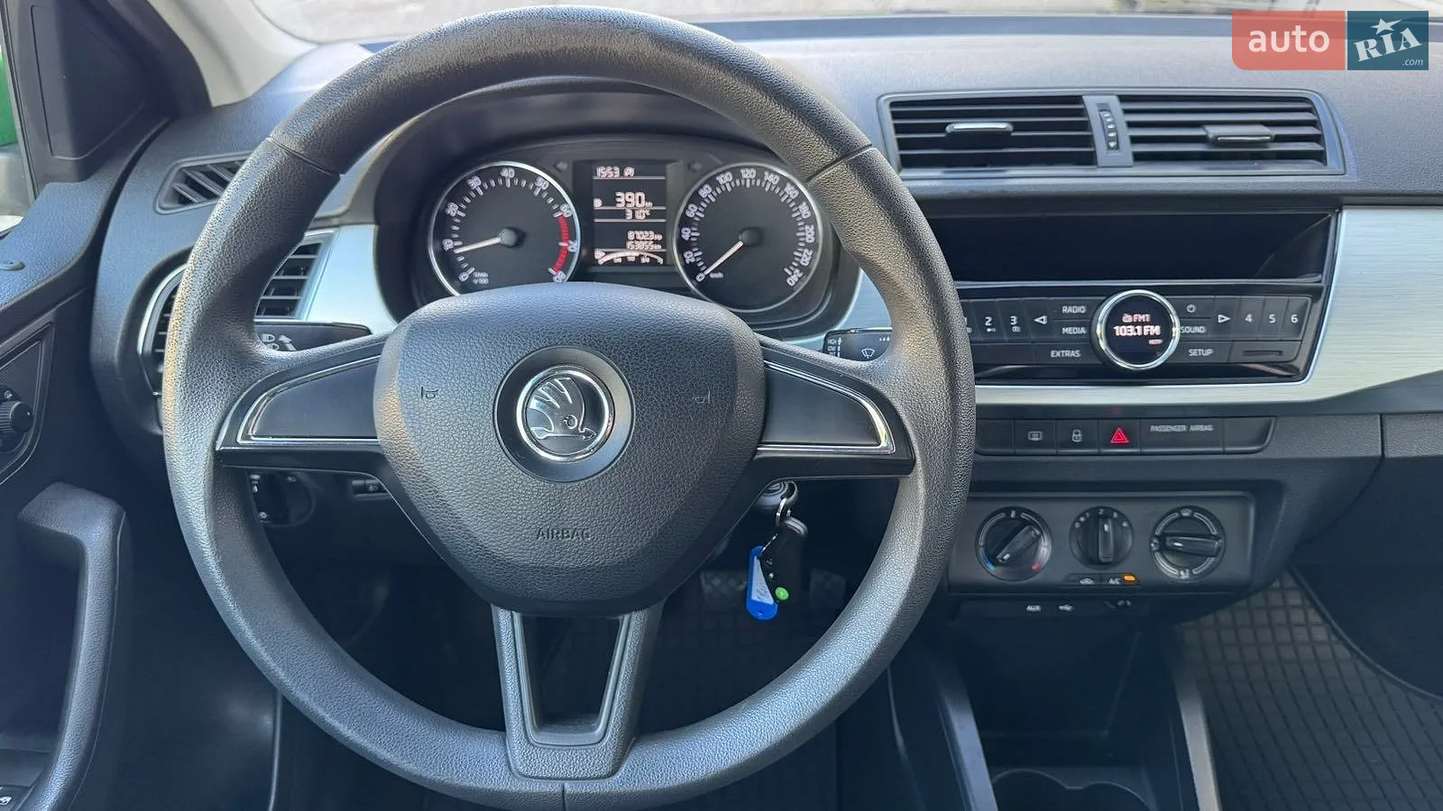 2016 Skoda Fabia - мініатюра 9