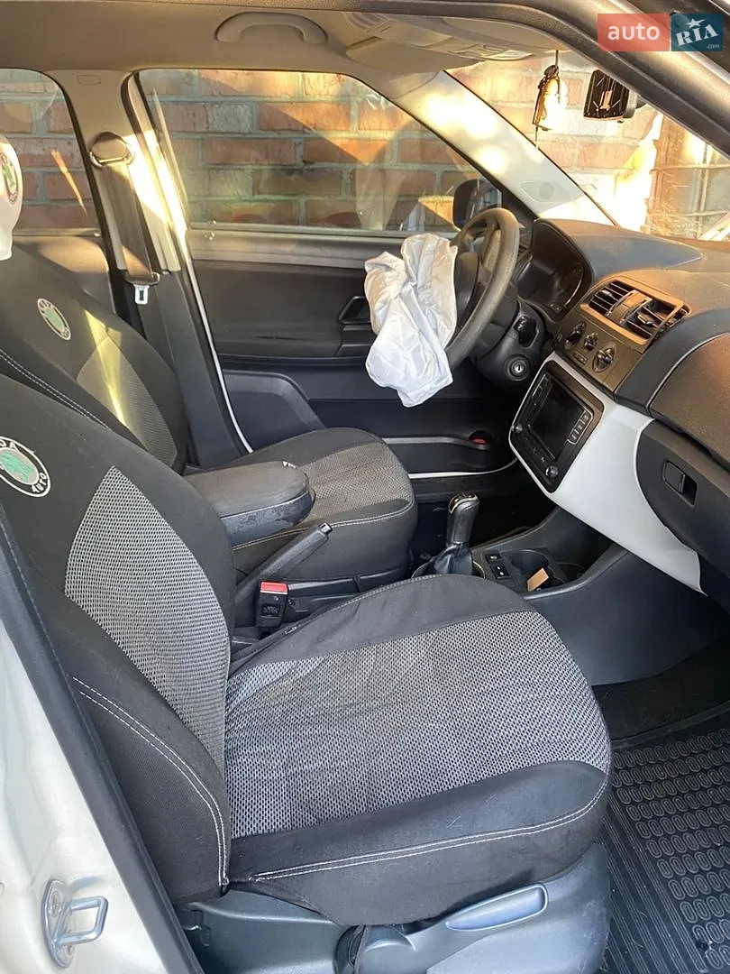 2012 Skoda Fabia - мініатюра 21