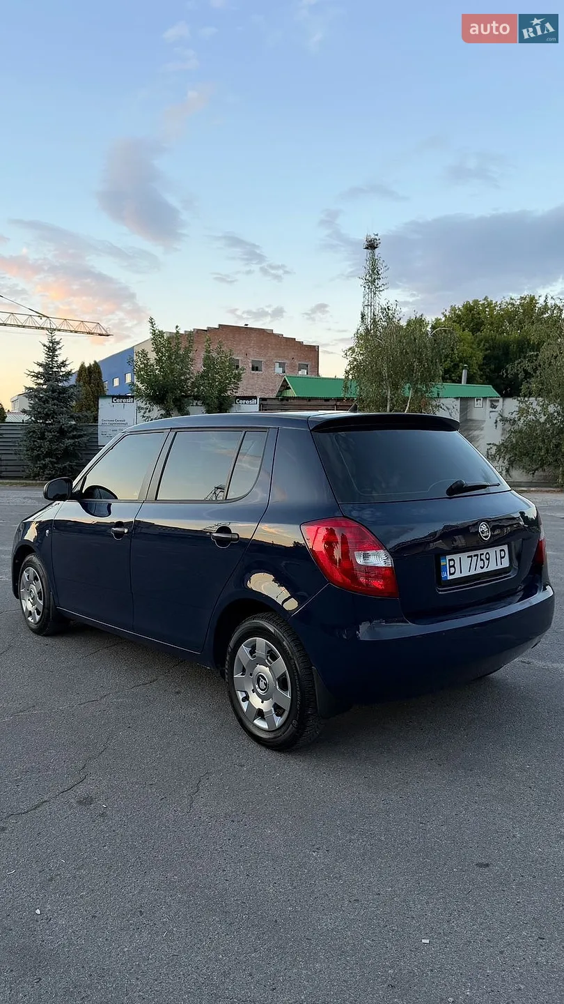 2014 Skoda Fabia - мініатюра 4